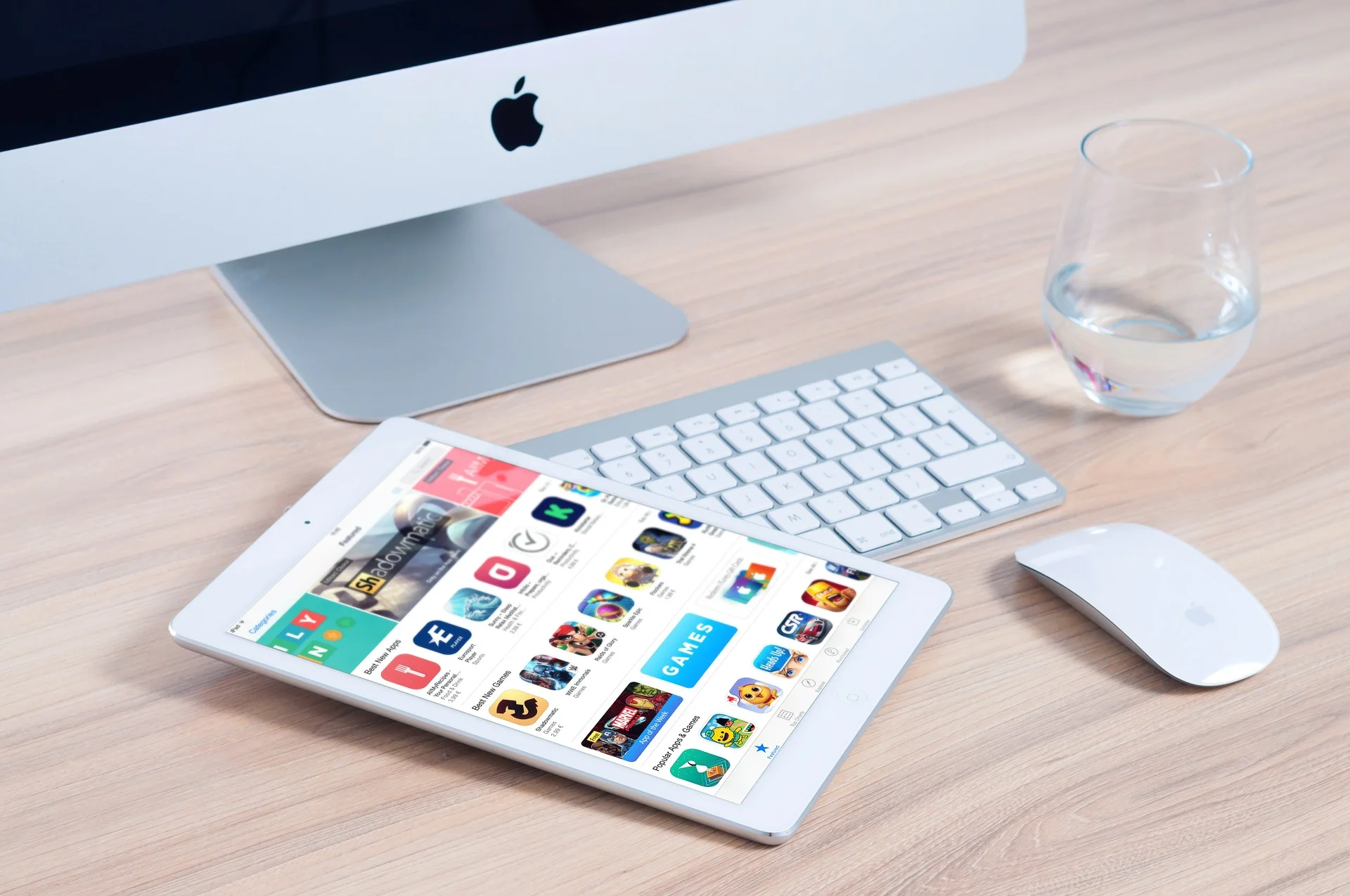 imac-606765_1920.jpg