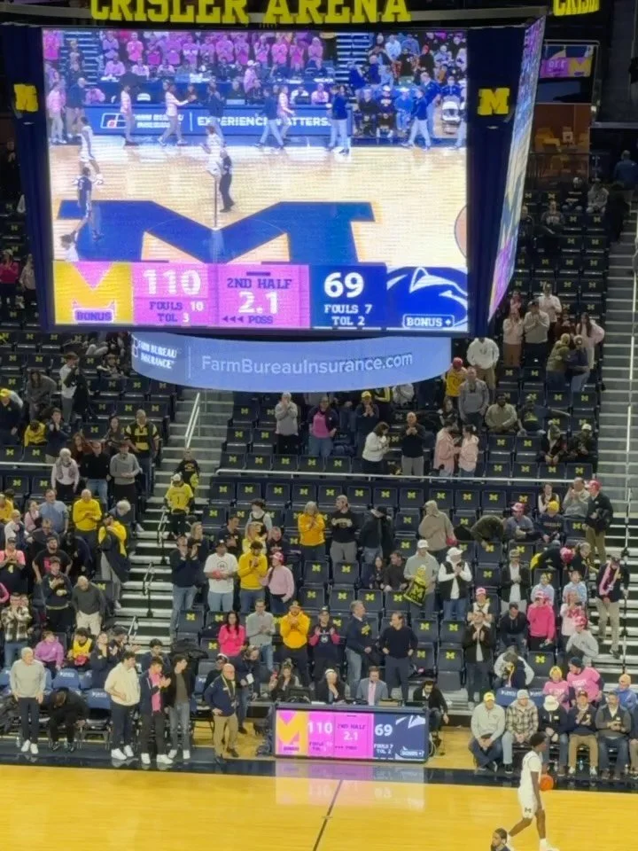 Molly whopped Penn State in hoops, OT win at Yost in hockey, something something in the D, and a boat race victory for basketball in Columbus.  Pretty good handful of days in the land of the Maize and Blue.

#GoBlue #beatpennstate #beatsparty #beatoh