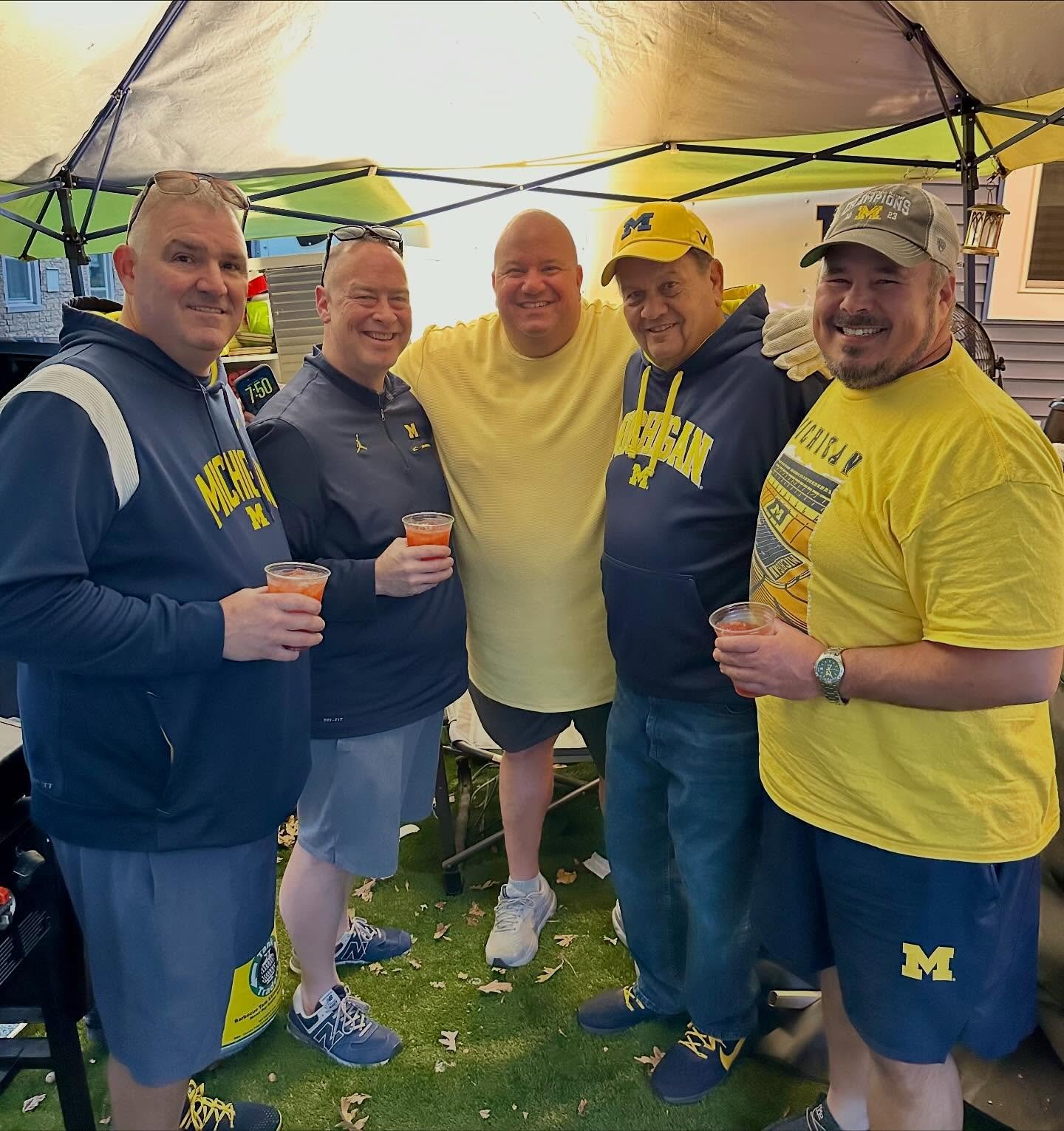 Late Washington photo dump.  Tremendous time and turnout for a nooner.  First season at the @umtailgatehouse is coming along quite well 🥰. More pics at link in bio. 

#goblue #umtailgate #tailgate #beatthehuskies