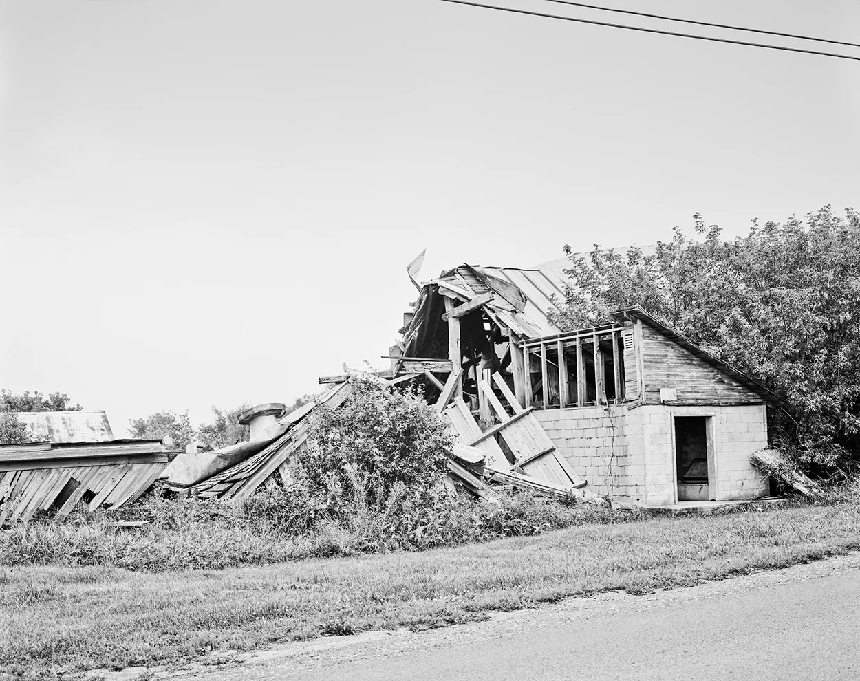 sinking_barn_16x20.jpg