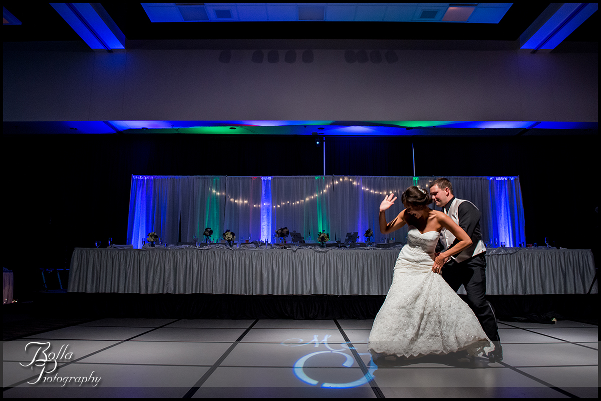 015_Bolla_Photography-wedding-reception-first-dance-boogie-Collinsville-Gateway_Center-Hibbs.jpg