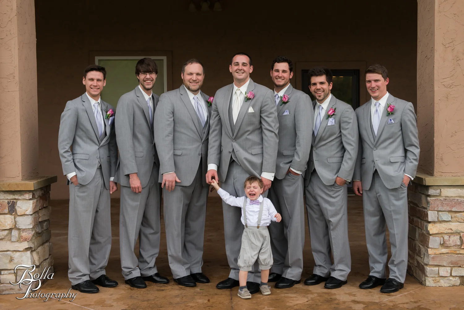 Bolla_Photography_St_Louis_wedding_photographer_Villa_Marie_Winery-0120.jpg