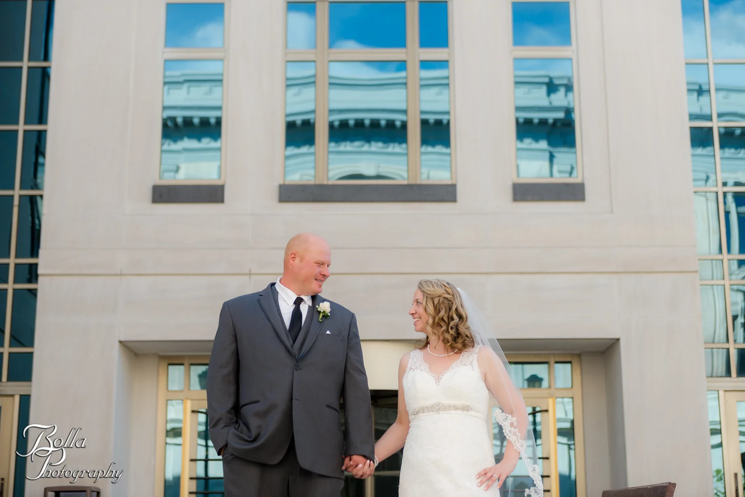 Bolla_Photography_St_Louis_wedding_photographer_Wildey_Theater_Edwardsville-0249.jpg