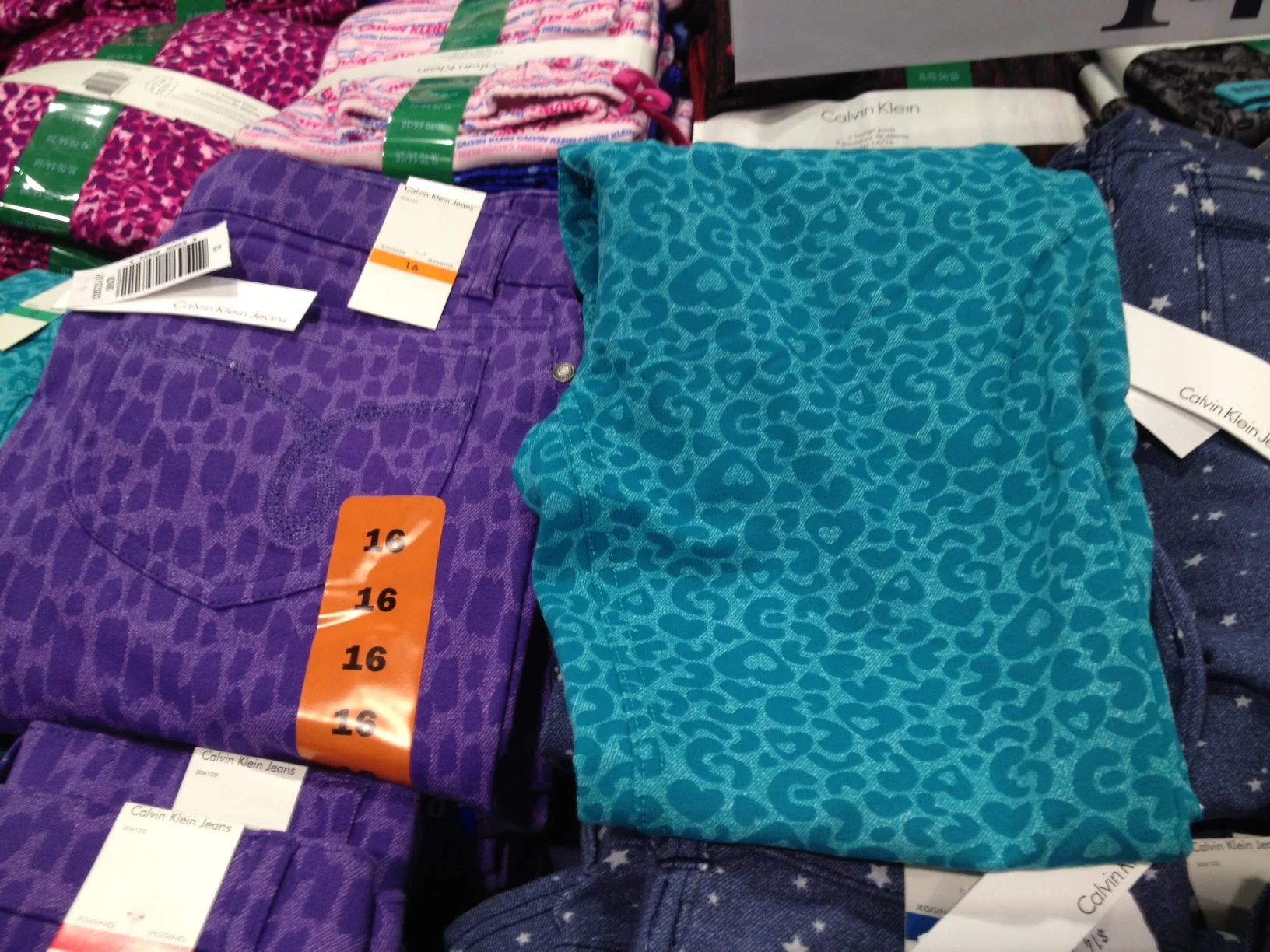 Des leggings pour fille Calvin Klein