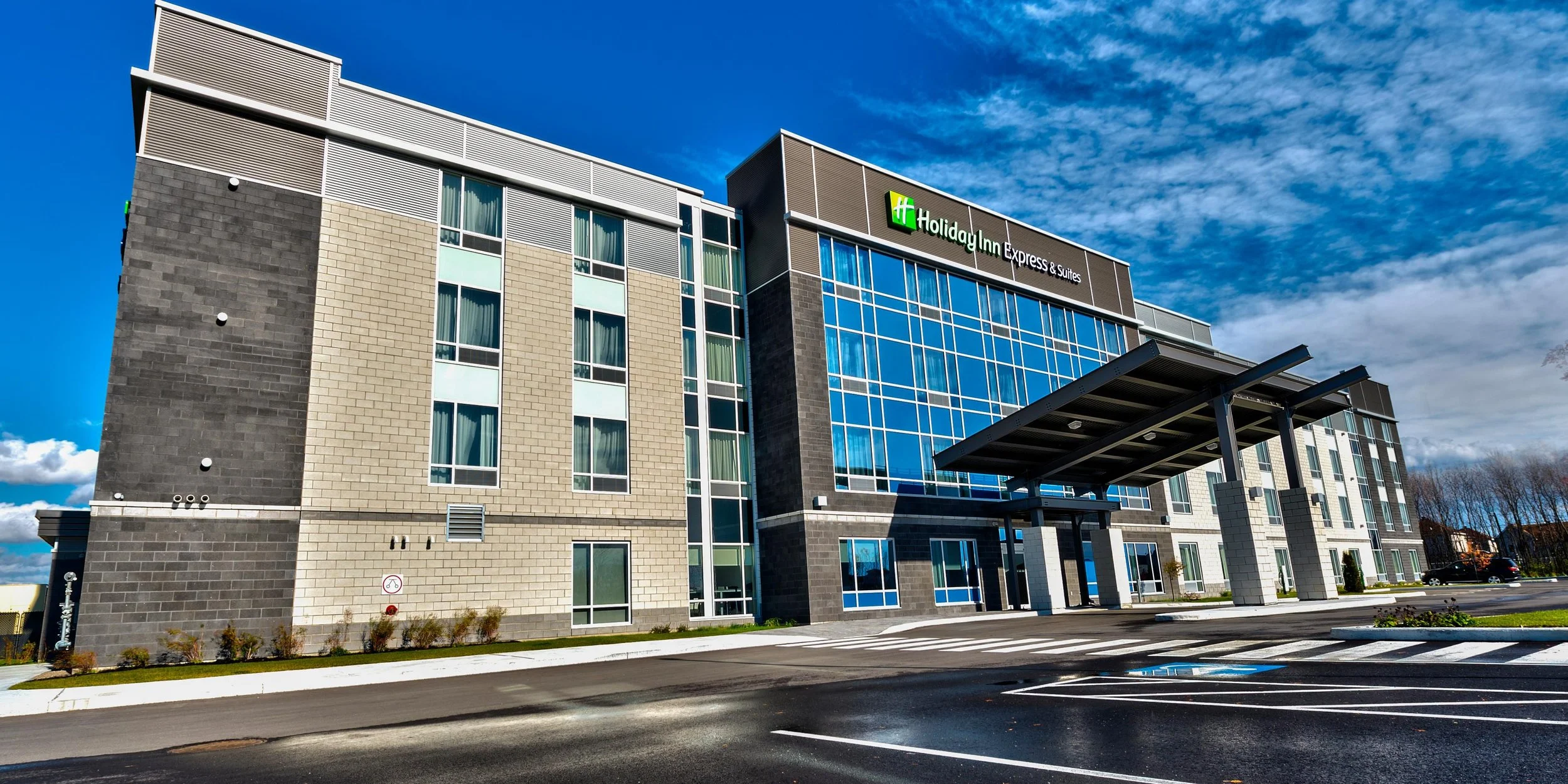 Crédit photo : site web du Holiday Inn Express de Vaudreuil.