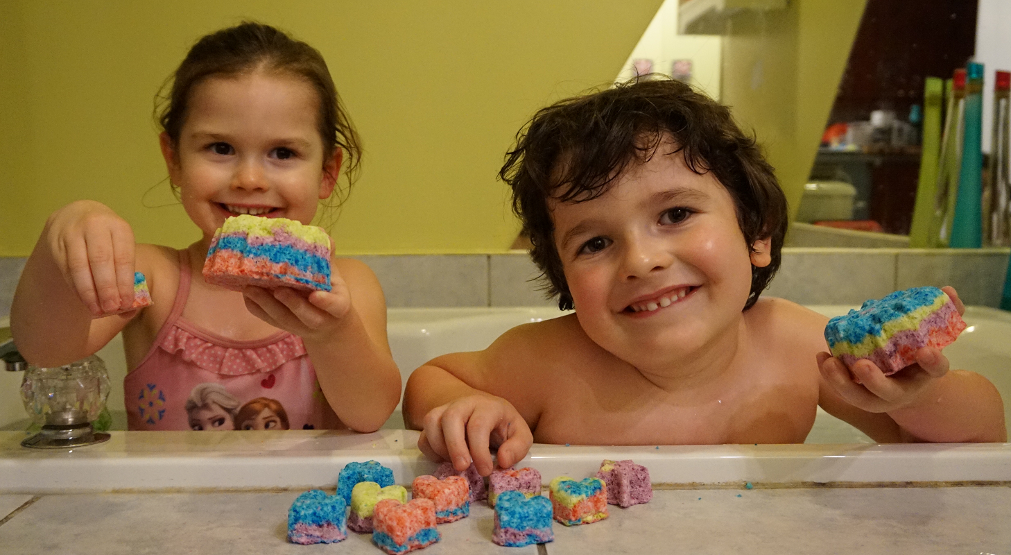 Recette de bombes de bain effervescentes DIY à faire avec ses enfants -  Pastel Fluo
