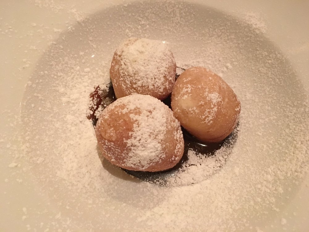 photo CReDIT: JAIME DAMAK ANDRE'S BOUCHéE restaurant: chocolate MINI doughnuts (MMMMMMM)