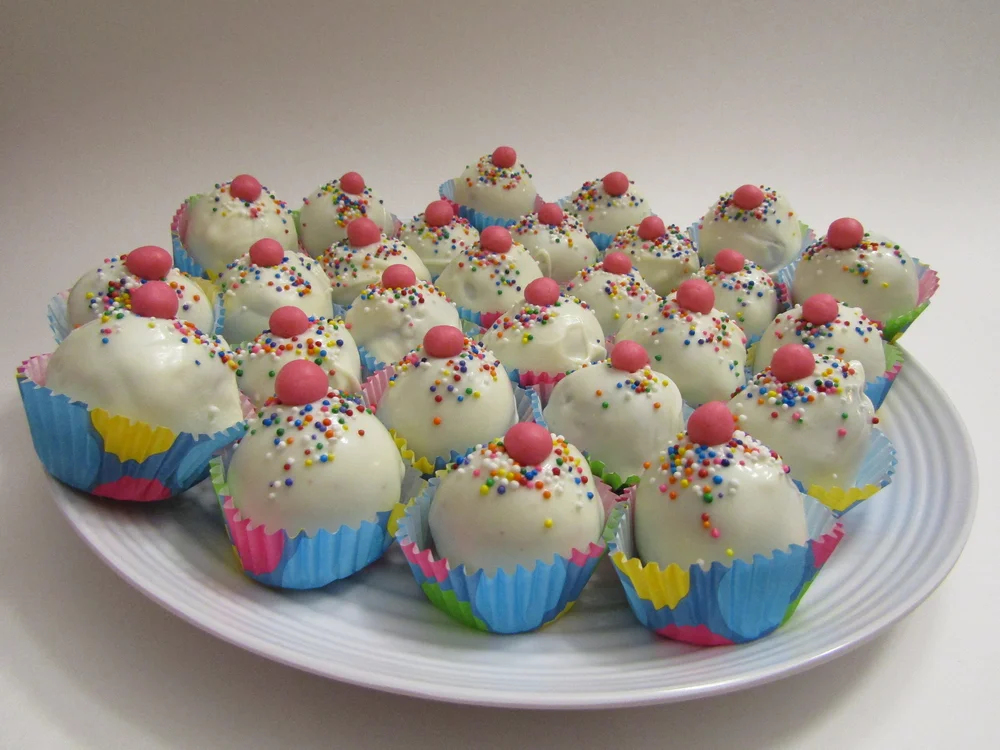 Faire Des Cakepops Maison Sans Machine Je Suis Une Maman