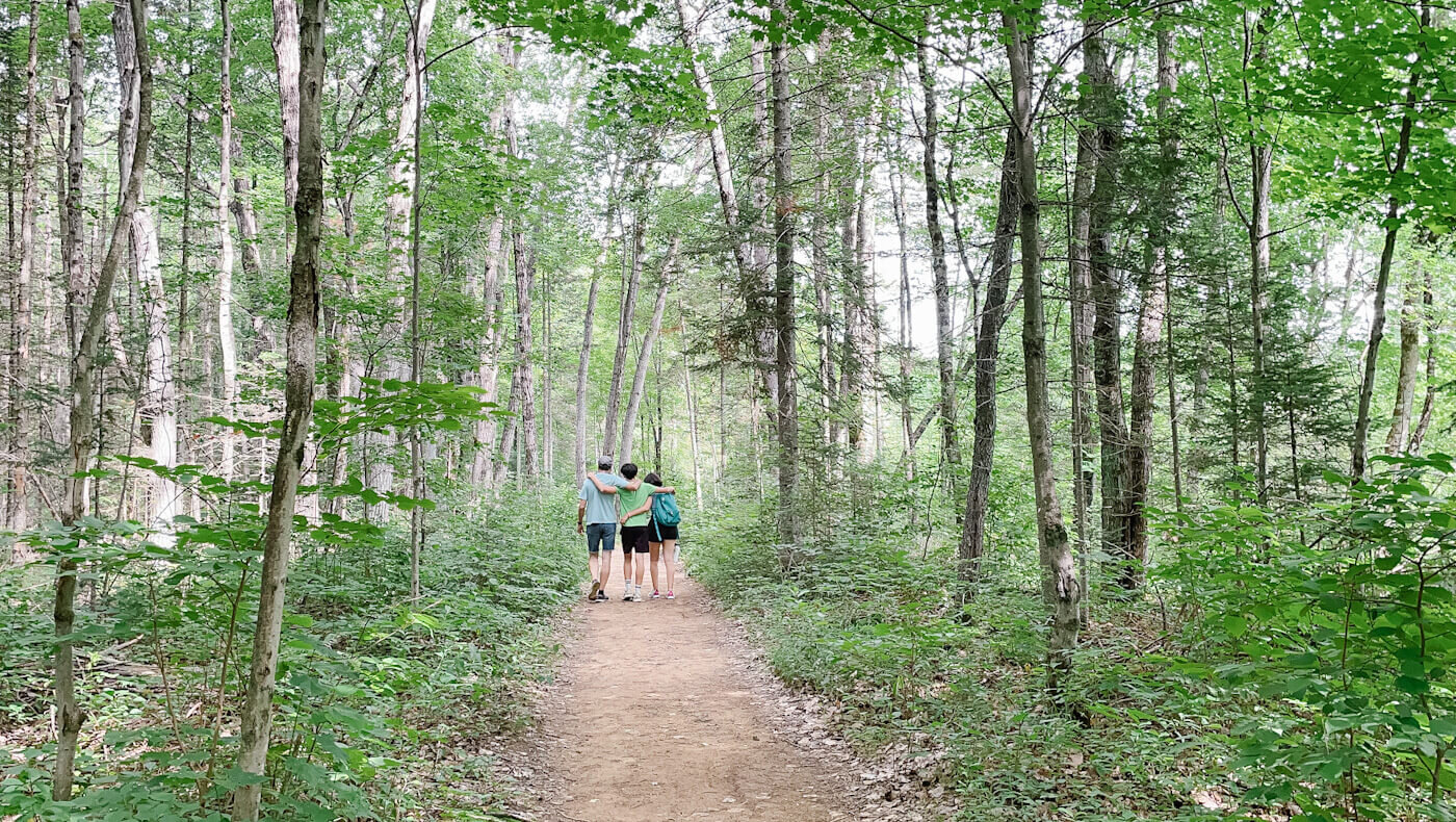 Sentier Parc régional des Grandes Coulées.JPG