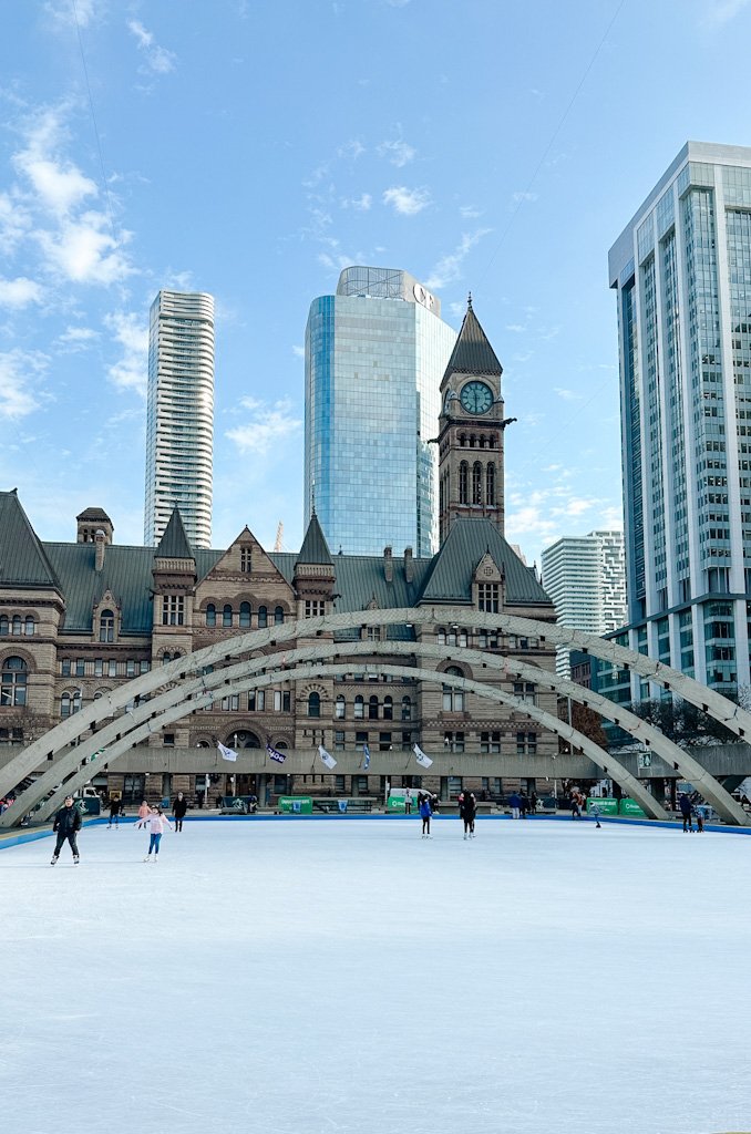 Patinoire près du Chelsea Hotel.jpg