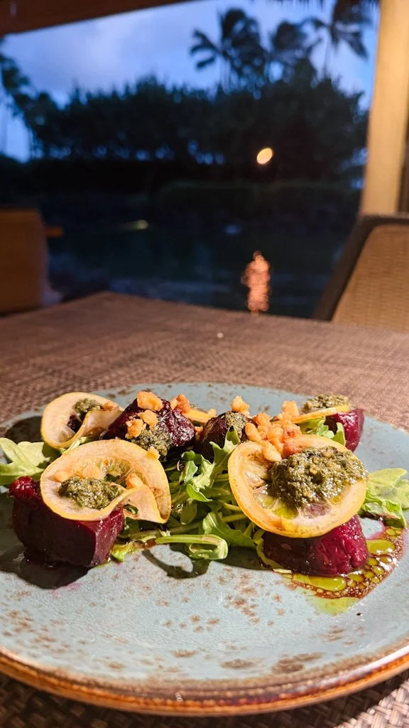 Restaurant Tidepools au-dessus de l’eau.jpg