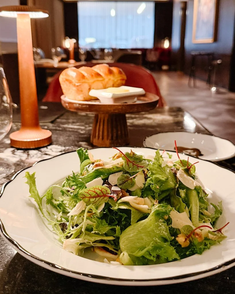Brasserie française Toronto.jpg