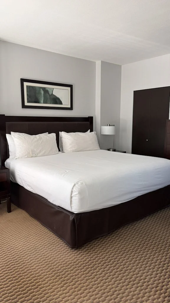 PArkside Hotel and suites Victoria.jpg