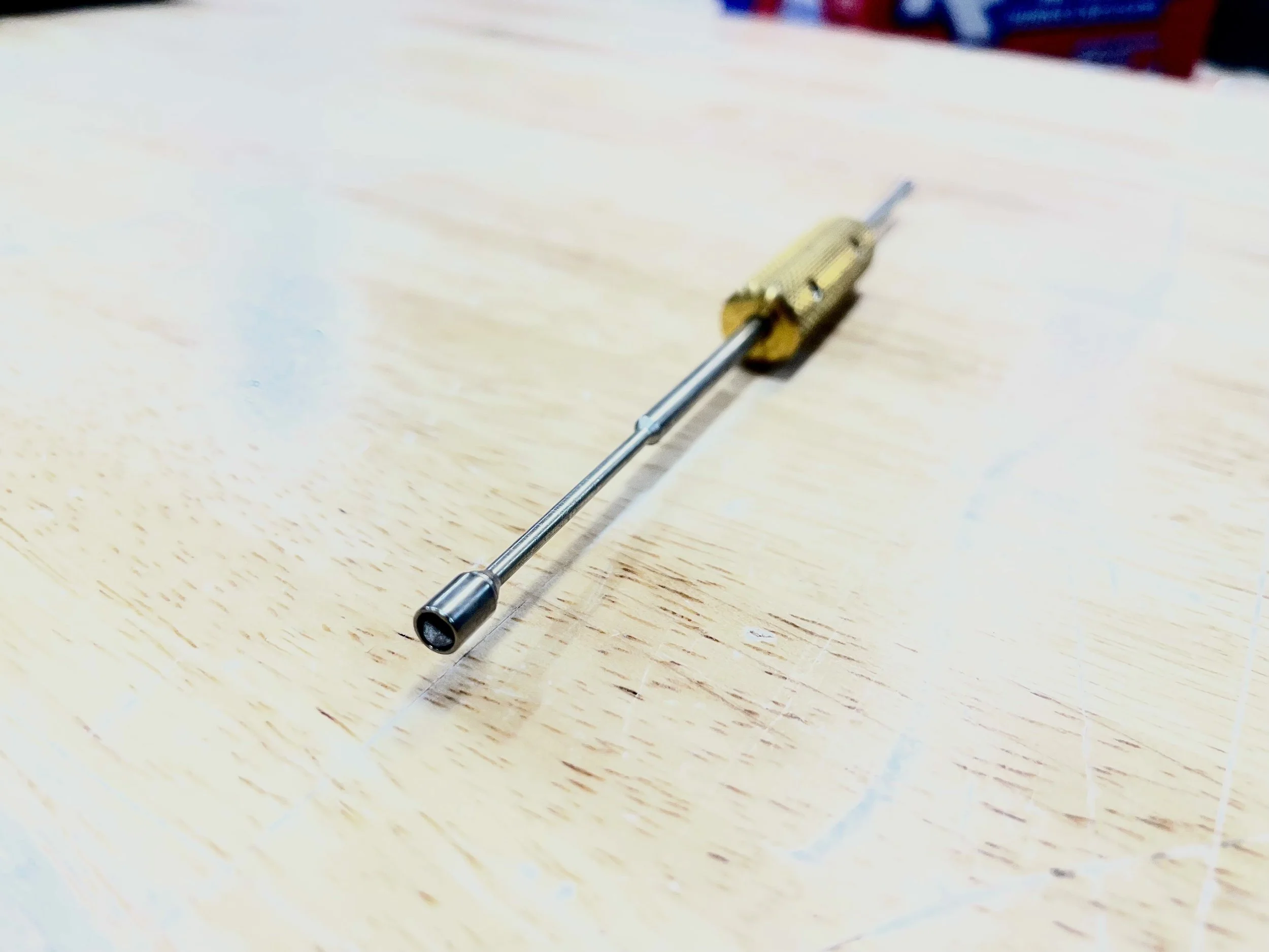 Double-End Drop Screwdriver