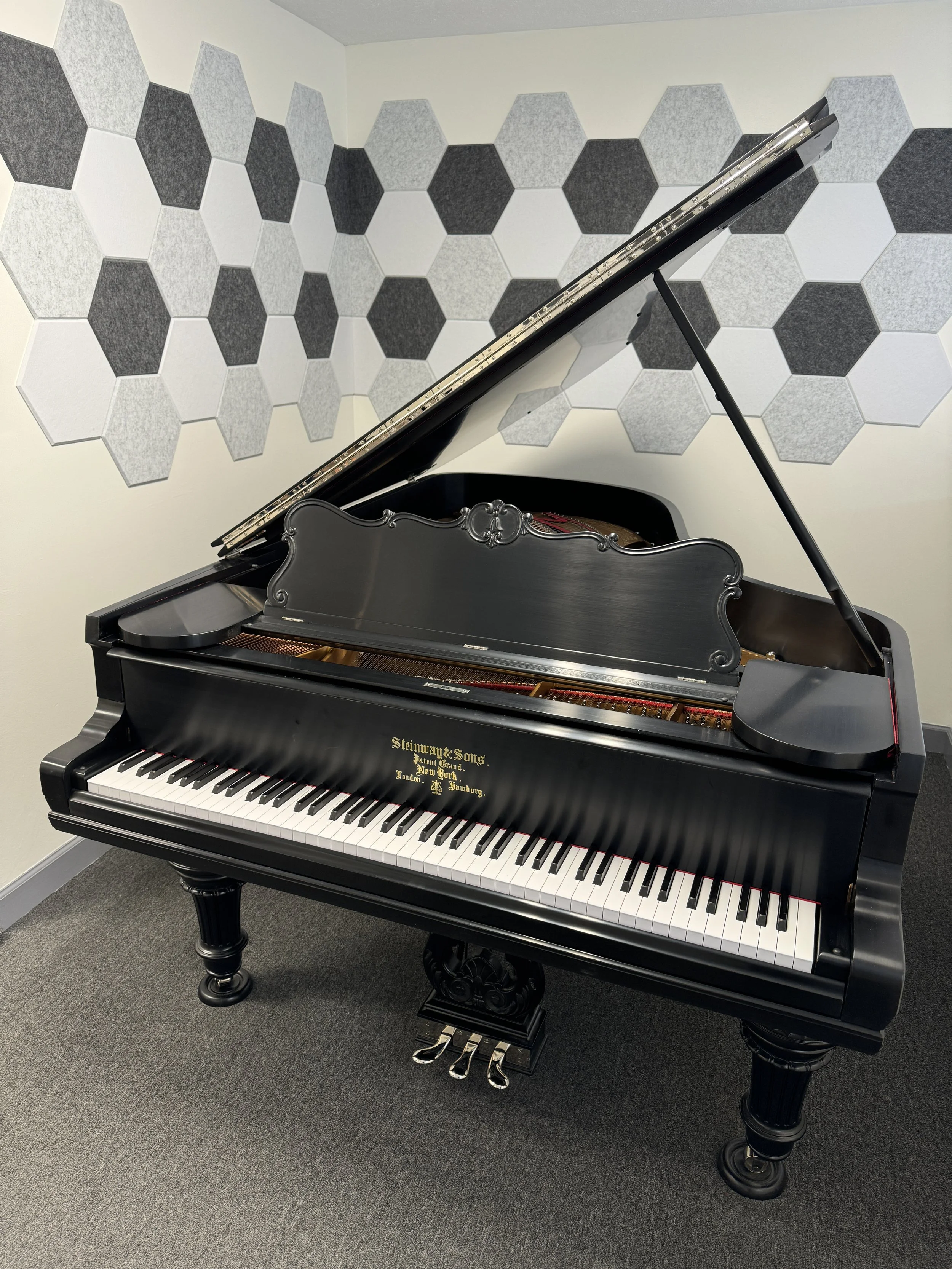 Steinway & Sons B 6'11" semi-concert grand piano restored to original glory!