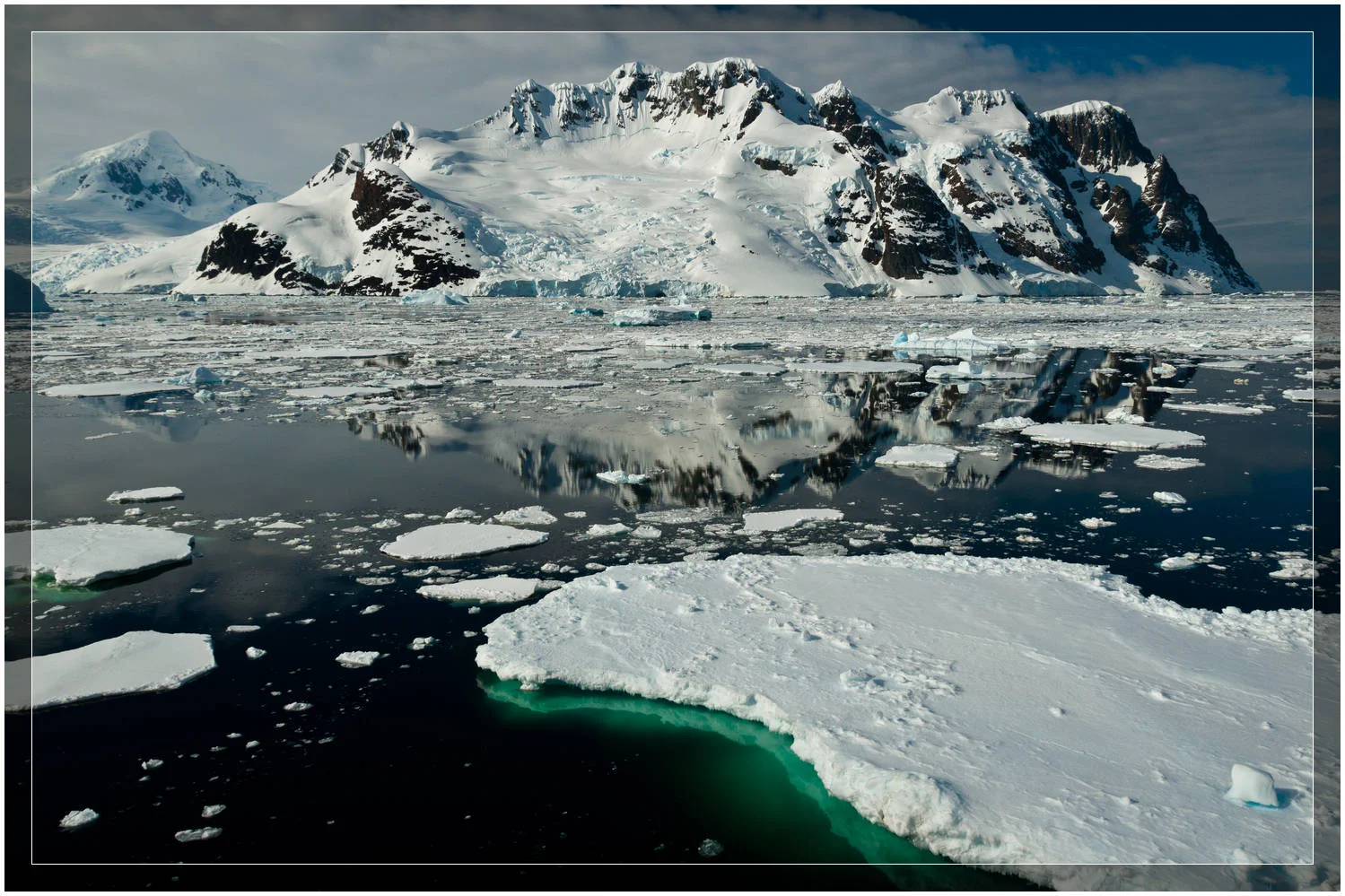 Antarctic Ice (c) Dustin Main 2010