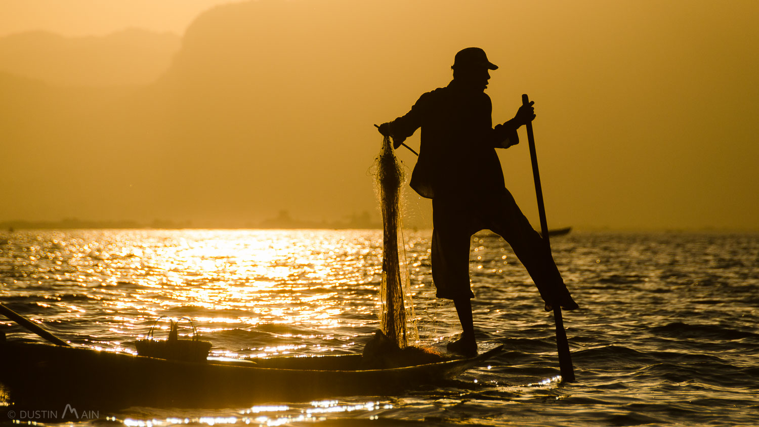  Fishing on Inle Lake 