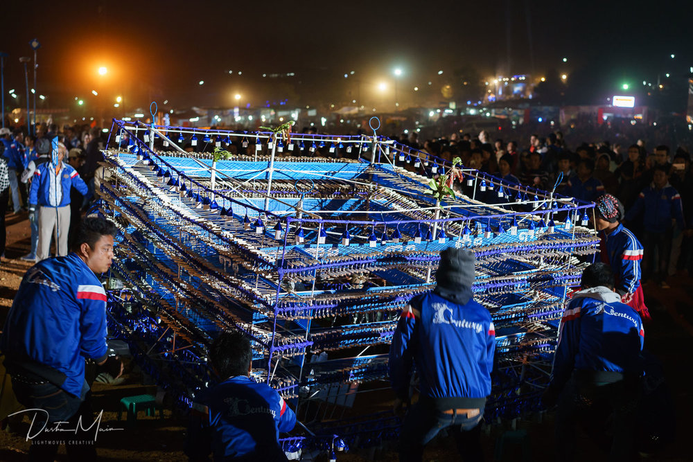  "The Payload."&nbsp; 5000 hand made fireworks.  © Dustin Main 2015 