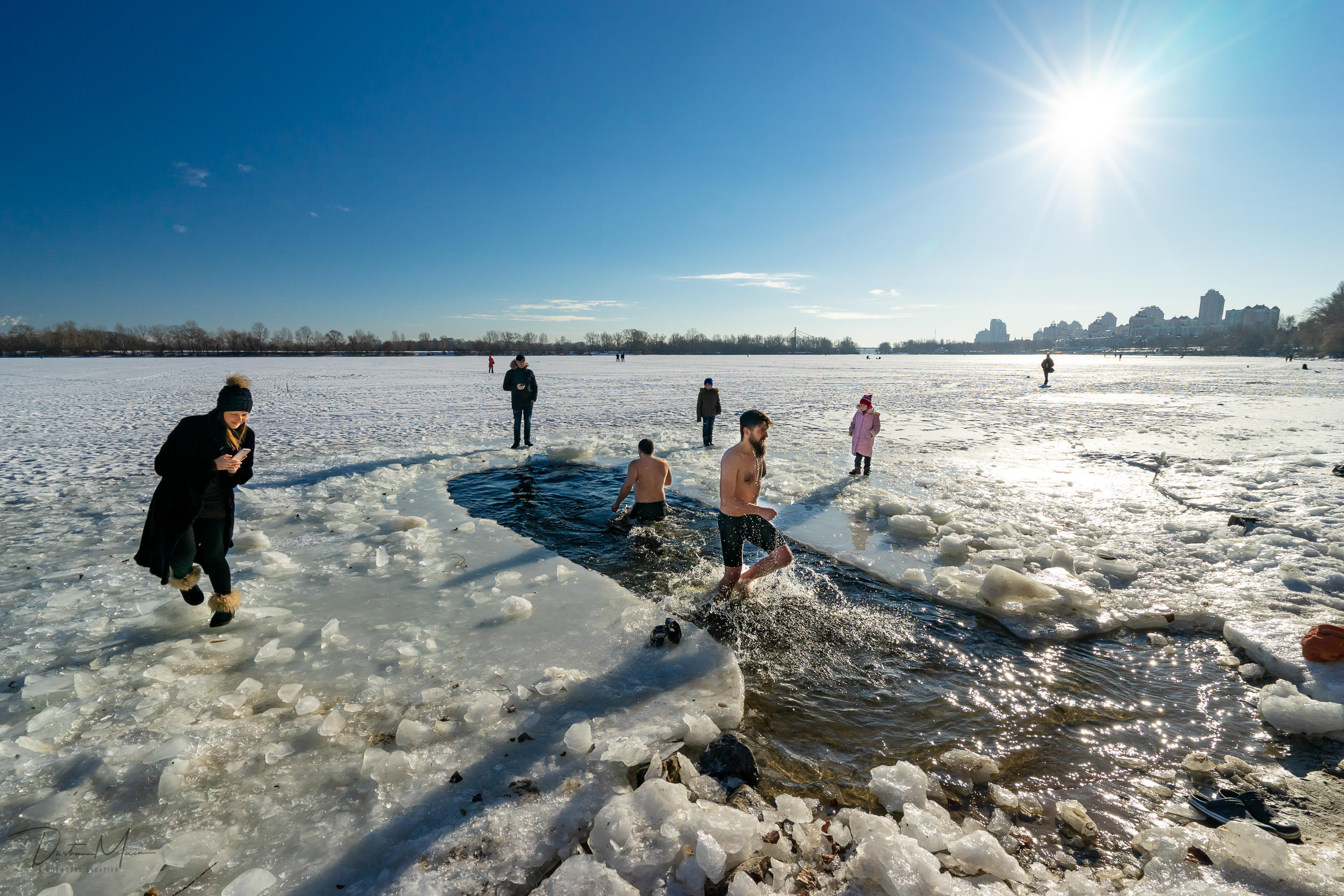  On and around the shore of the Dnieper river for Epiphany. © Dustin Main 2019 