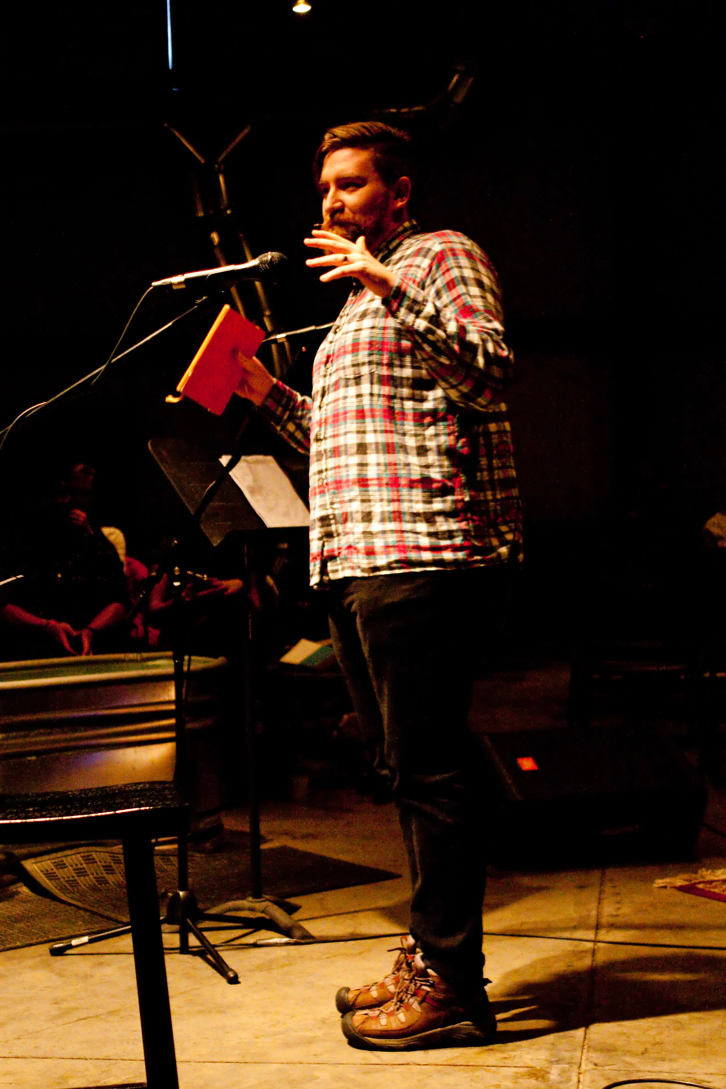002-19.jpg
