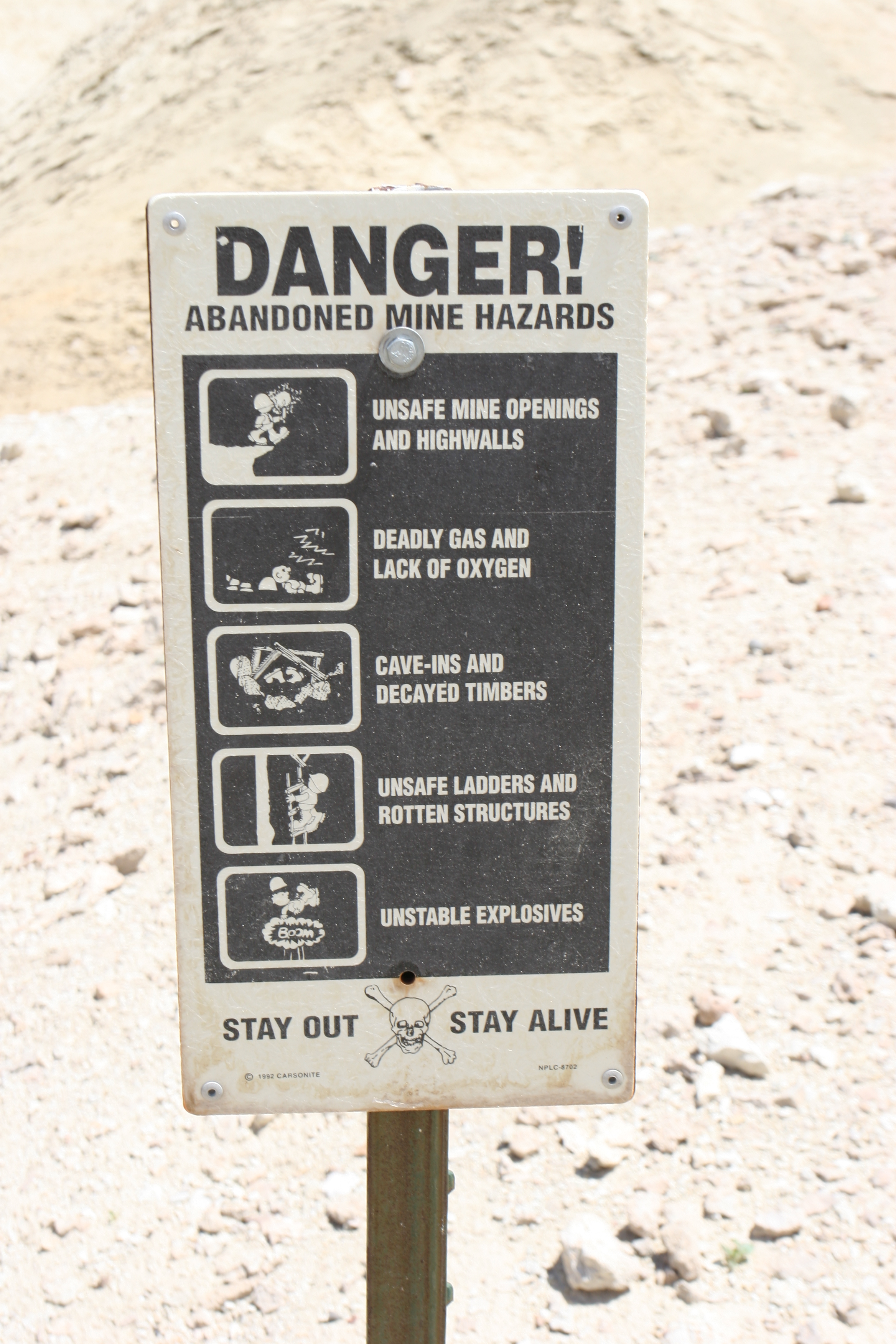 Hazards of mine exploration, Death Valley National Park