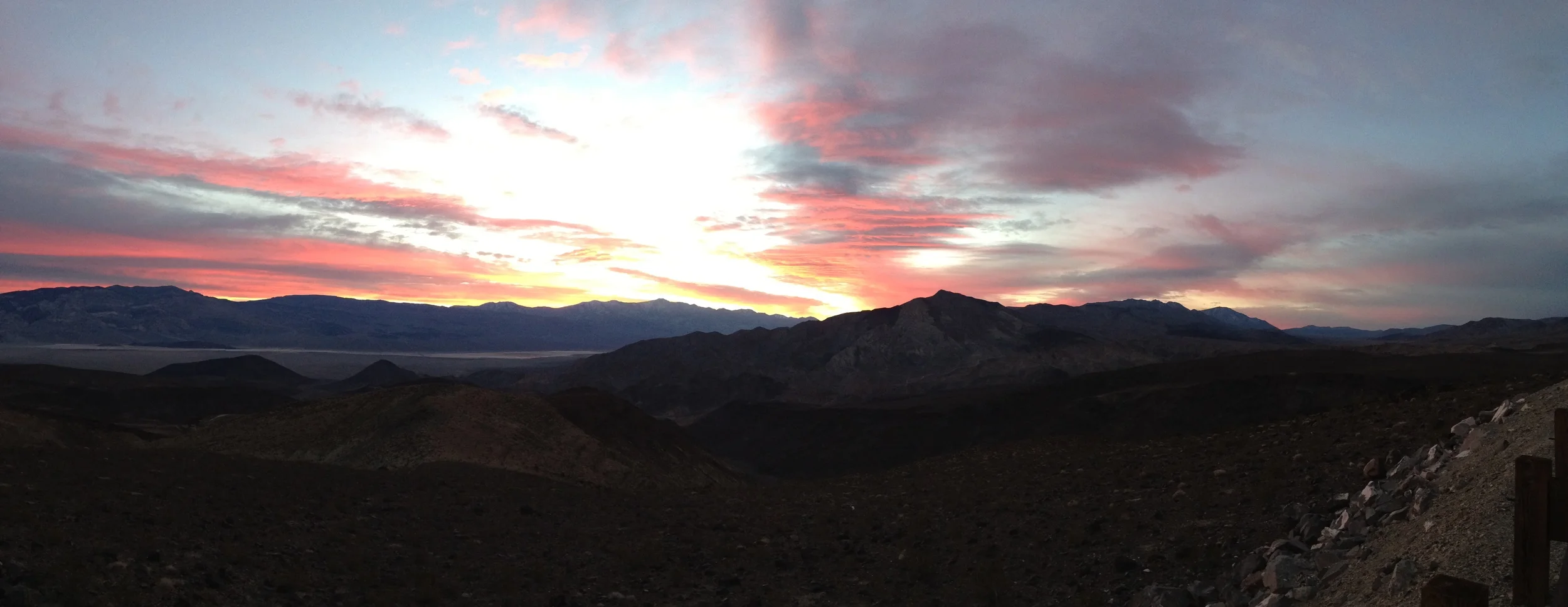 Links to hikes and places to explore in Death Valley National Park
