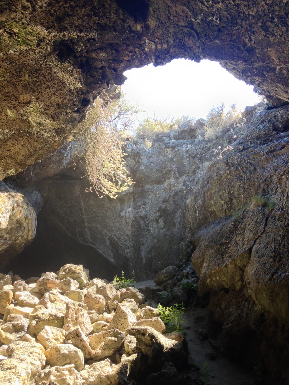 Best Caves to Explore in Lava Beds National Monument in a Day