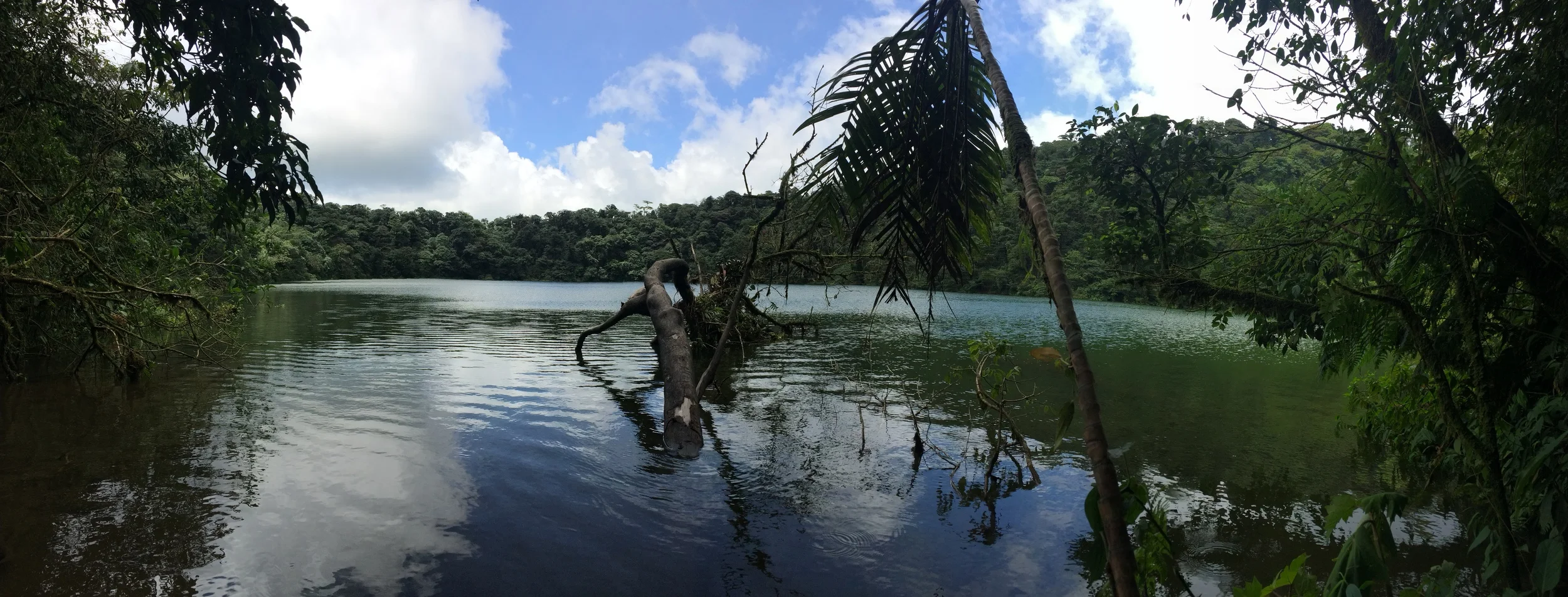 Laguna Lake Chato, Cerro Chato