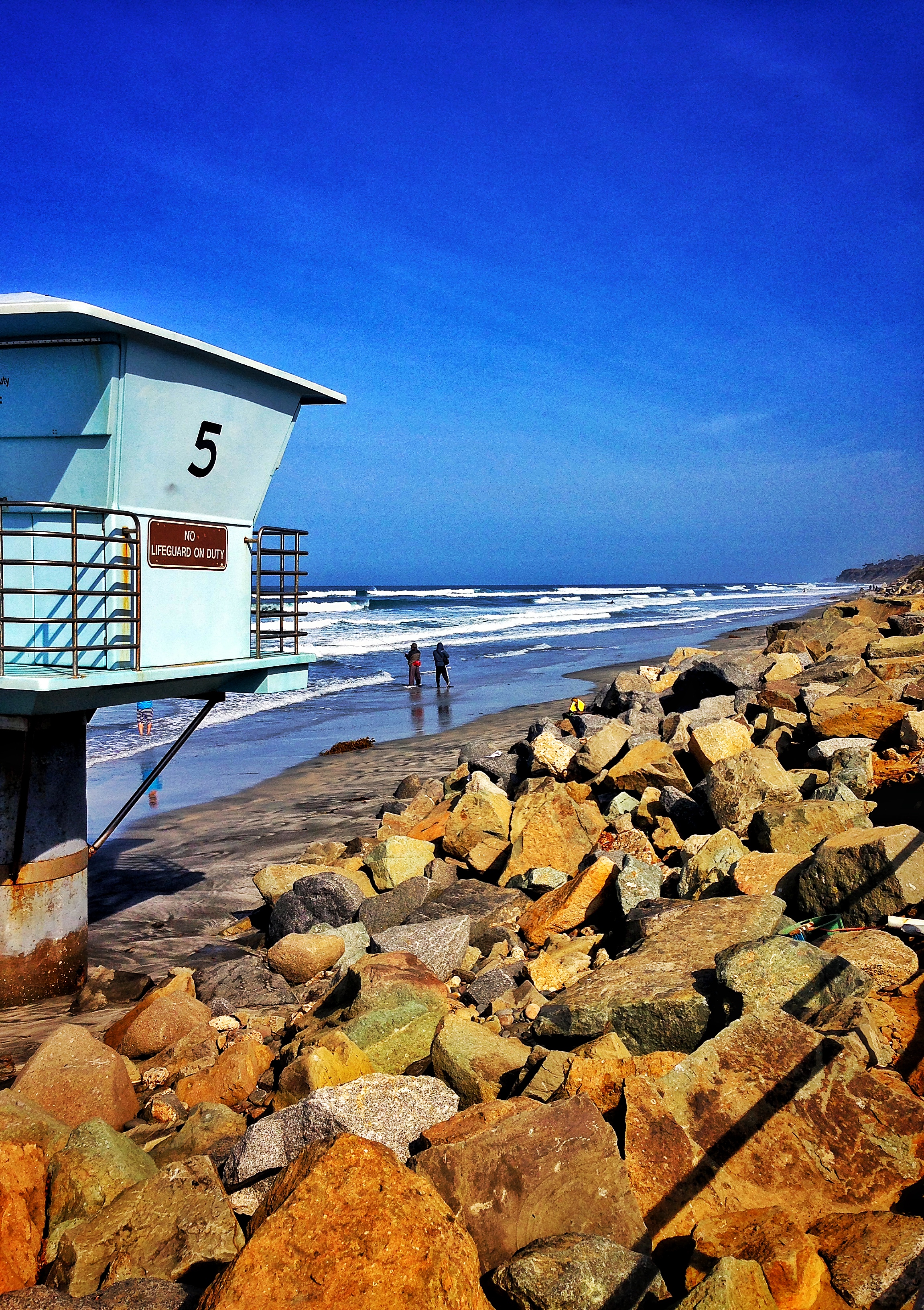 The San Diego coast is a great place to walk, hike, or jog from sunup to sundown.