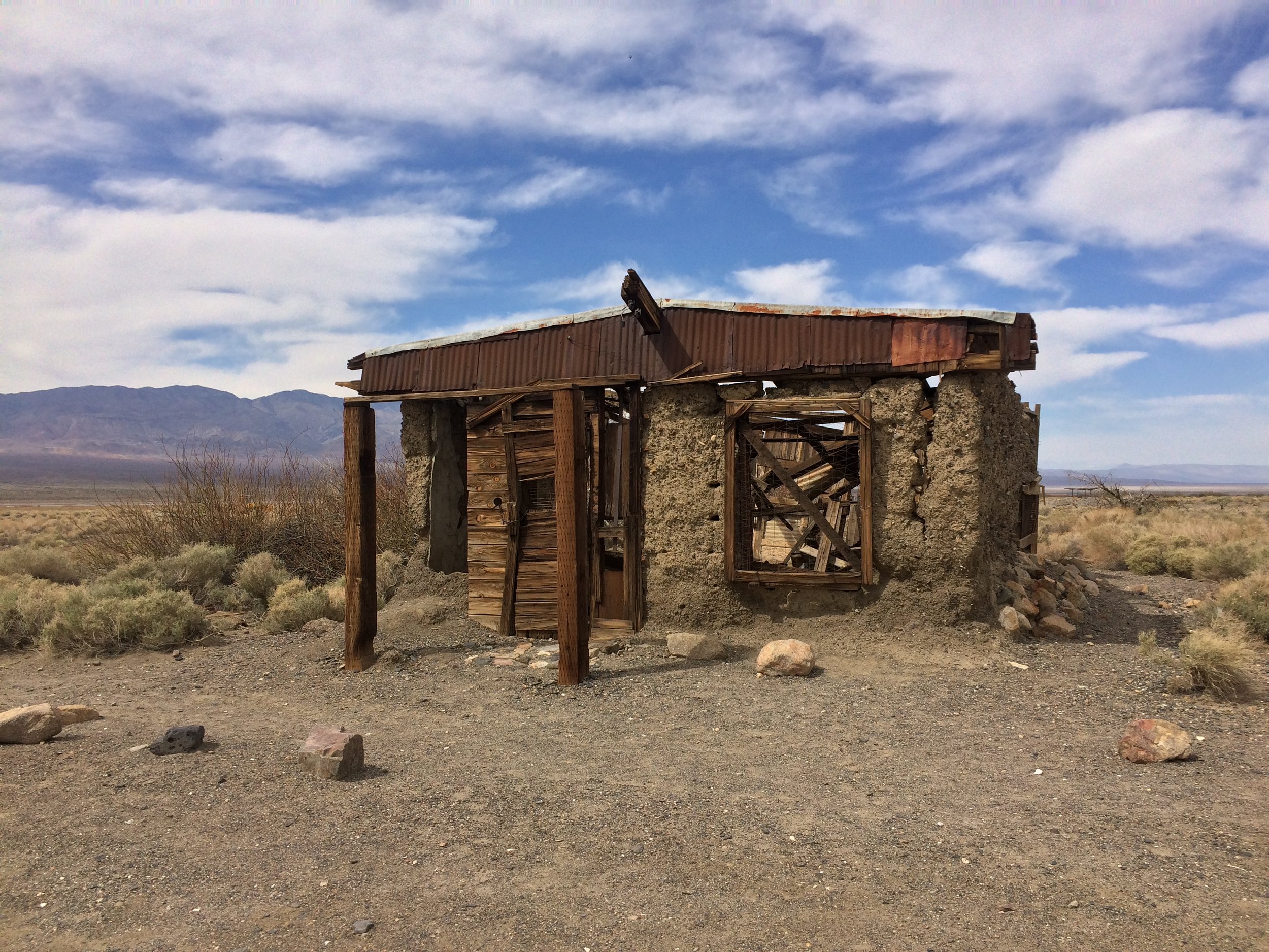 Ballarat. Although technically not in "Death Valley", the ghost town of Ballarat is an interesting spot to visit in the nearby Searles Valley.