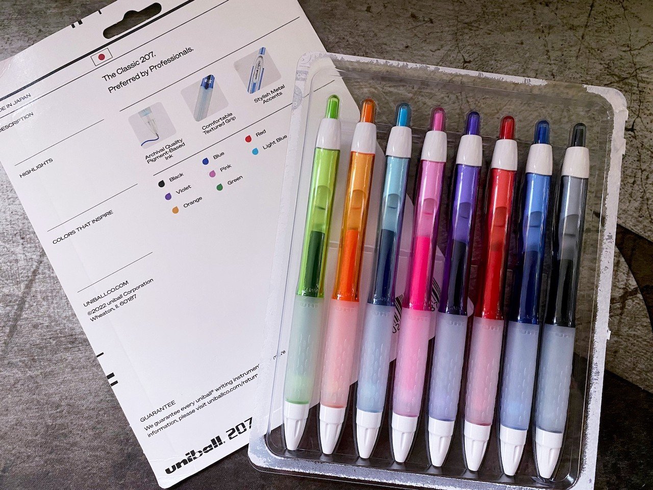 Uni-ball Signo Needle Gel Ink Pen Review — The Pen Addict