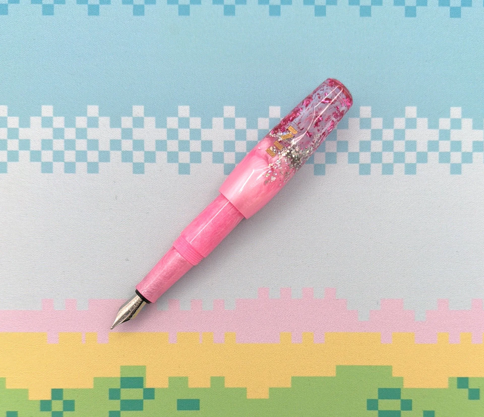 Benu Pixie Magenta Madness Fountain Pen Posted