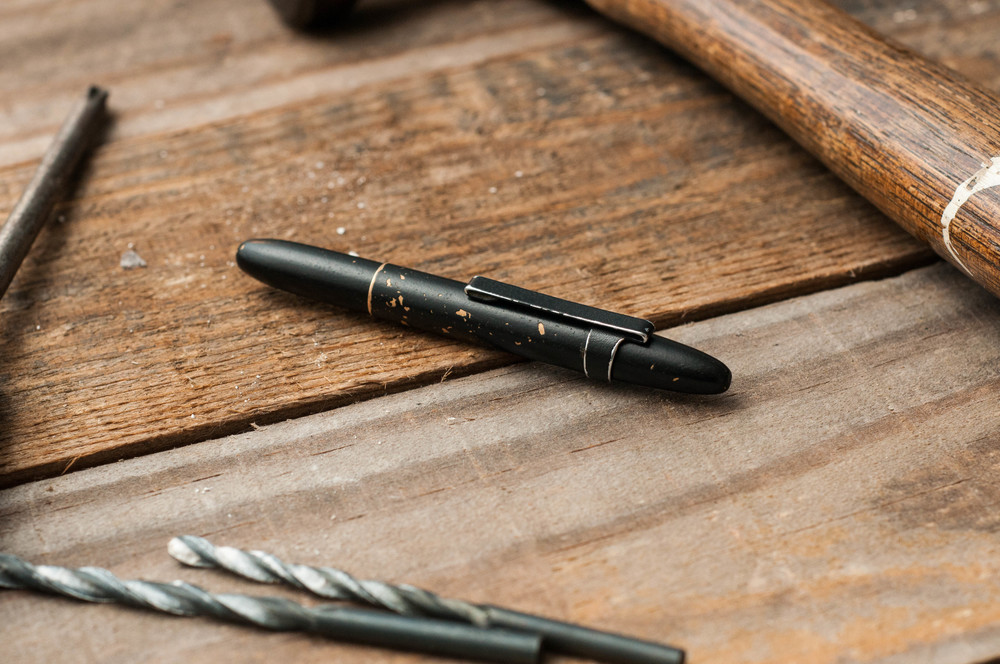 filosofie Historicus Evacuatie Fisher Space Pen Bullet Review — The Pen Addict