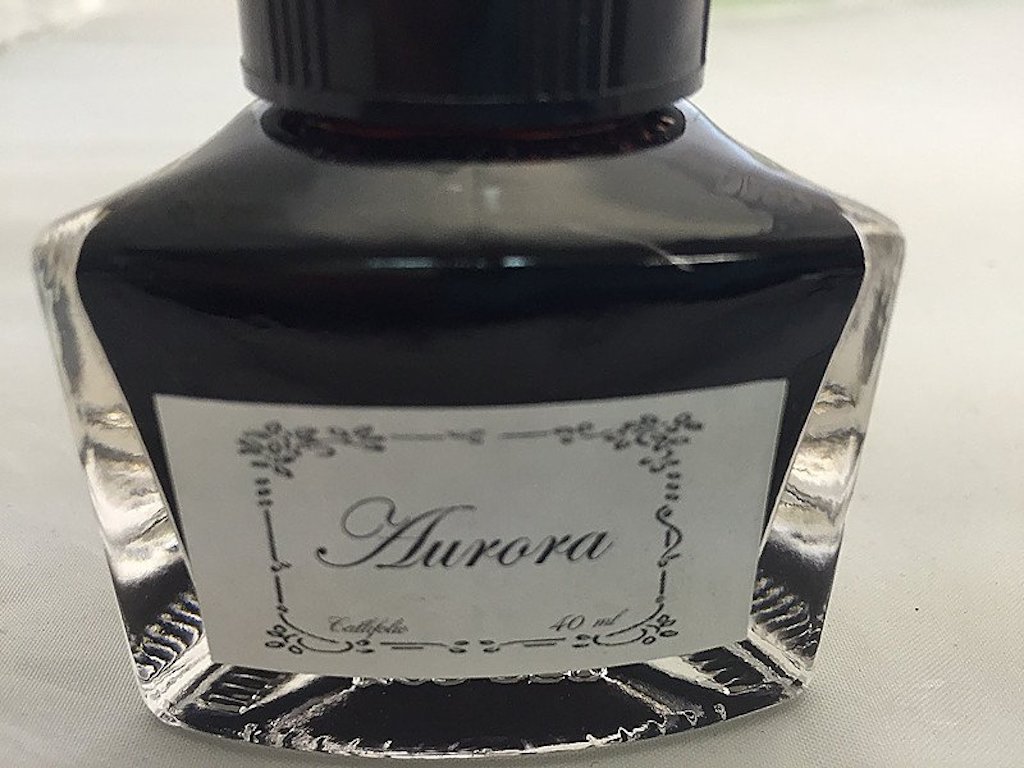 Image via Vanness Pens