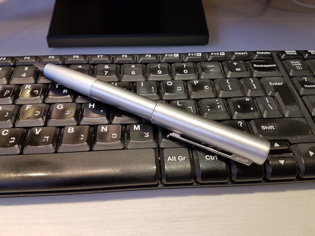 Lamy Aion open.jpg