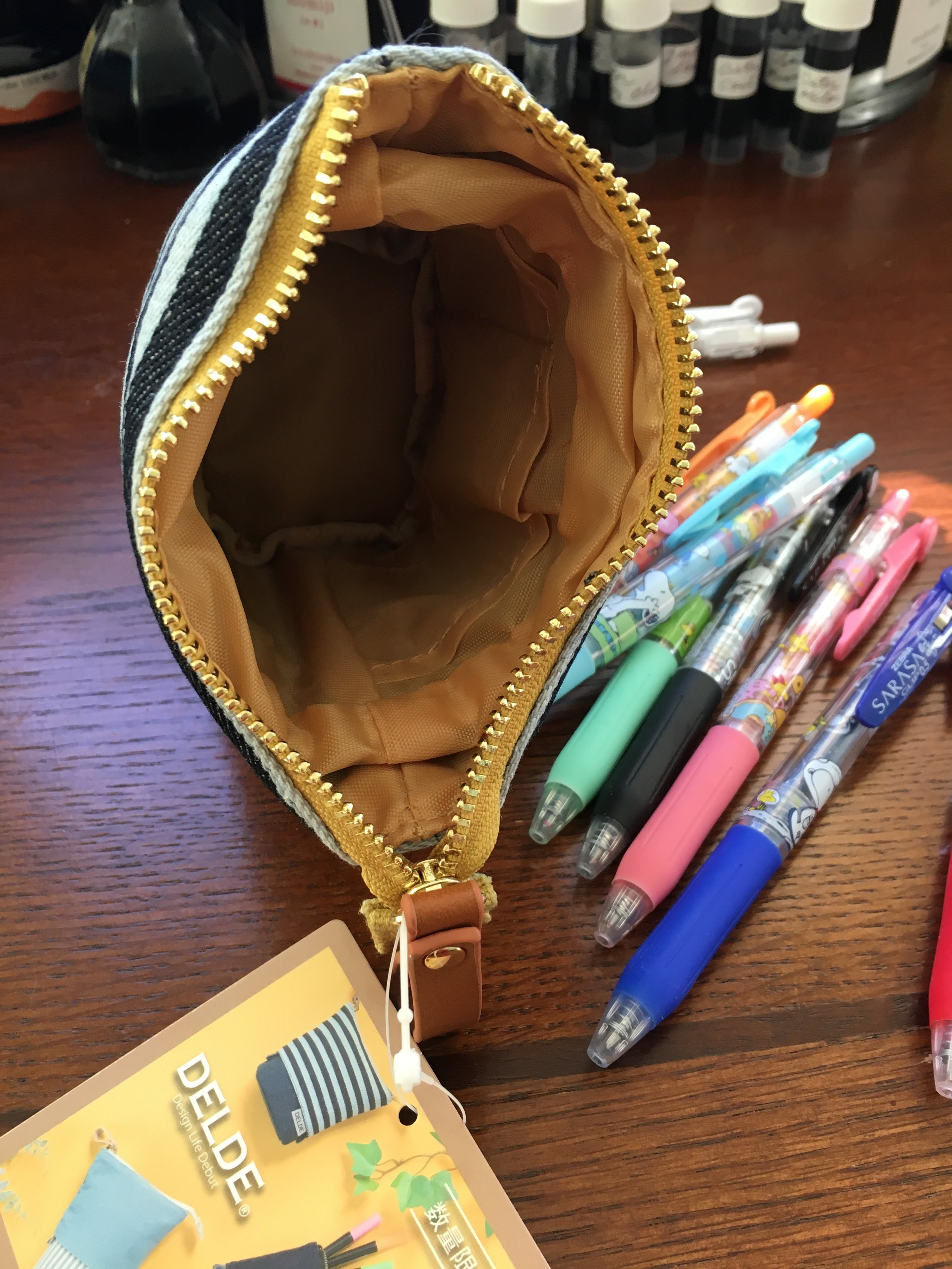 Sun-Star Delde Slide Pen Pouch Review — The Pen Addict