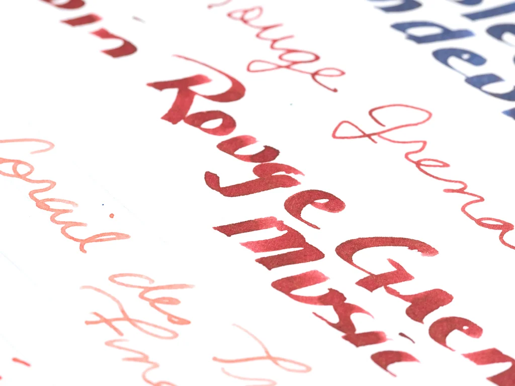 Rouge Grenat Writing.jpg