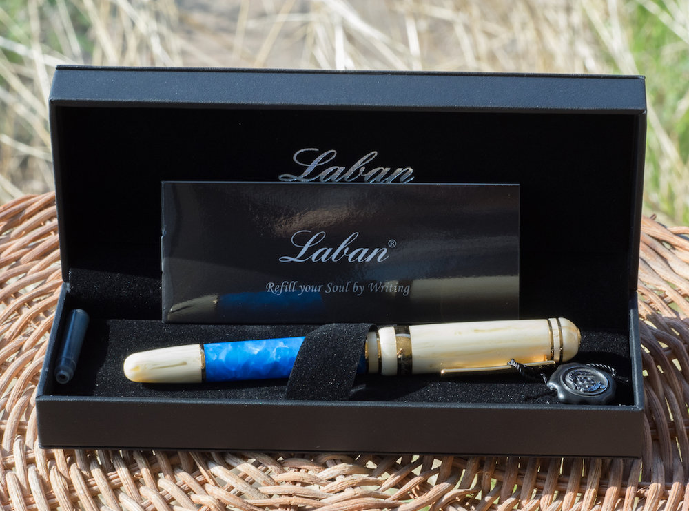 Laban Ocean Blue Fountain Pen Medium Point NEW in box LTF-325-OC-M 