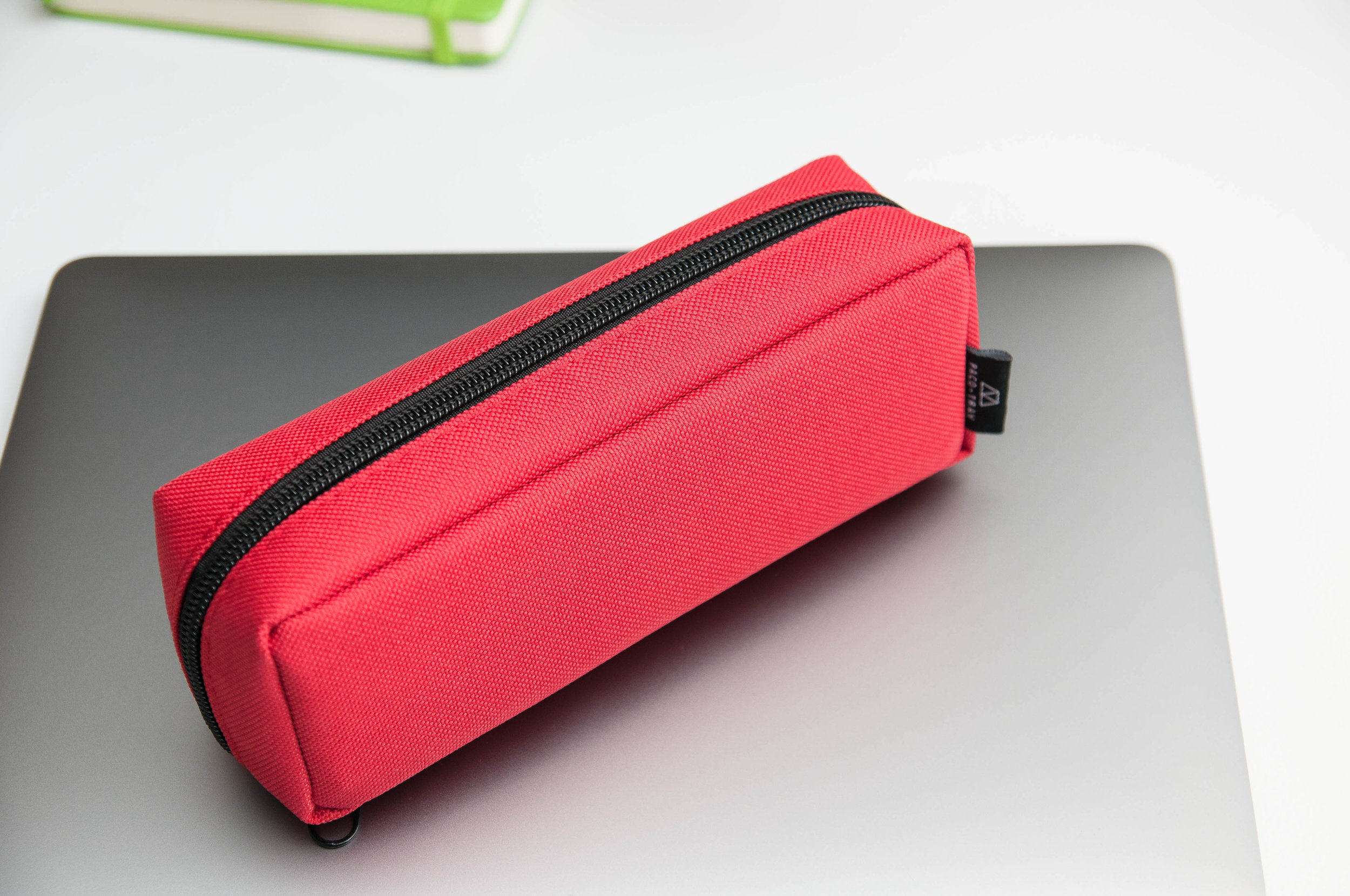 Kamio Japan Paco-Tray Pen Case - Red