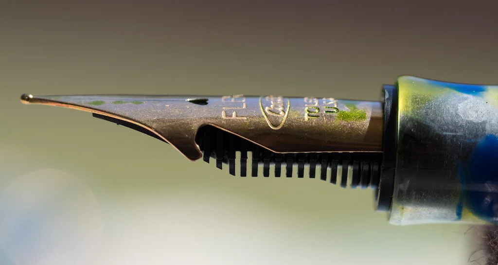 Conklin Duraflex Elements (Water) with Omniflex Nib A Review — The Pen