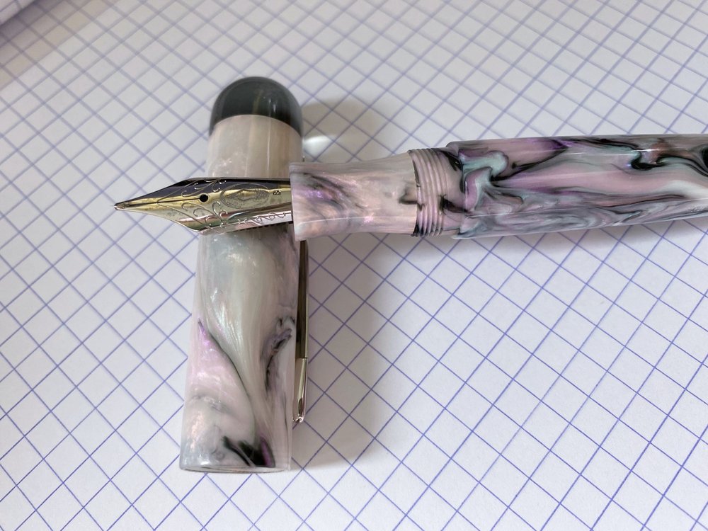 Edison Pen Co. Comet Fountain Pen