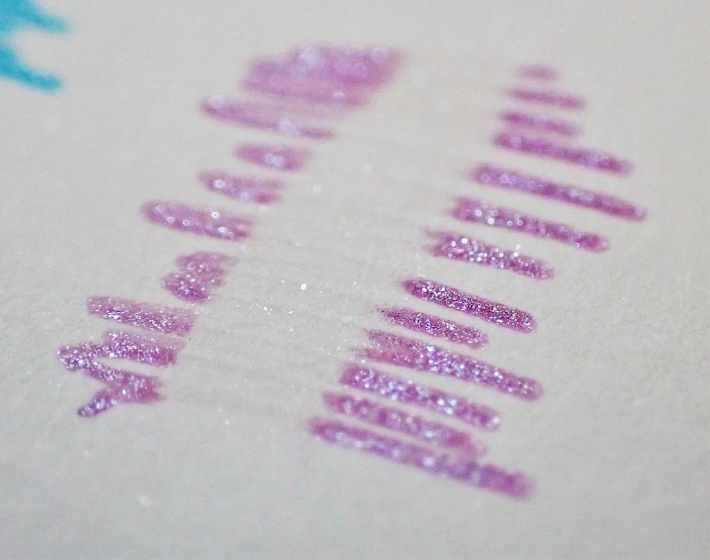 Pilot Kese Lamé Erasable Glitter Gel Pen Review — The Pen Addict