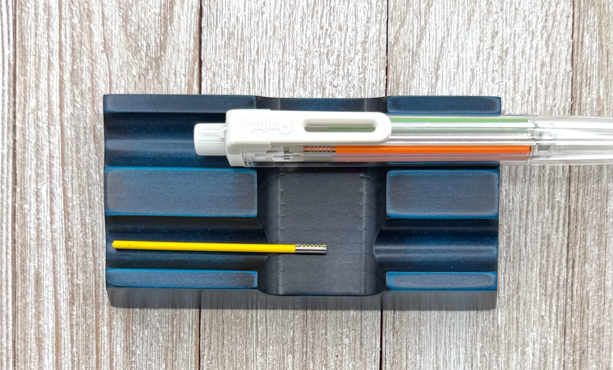 Pentel Multi 8 Metal Band
