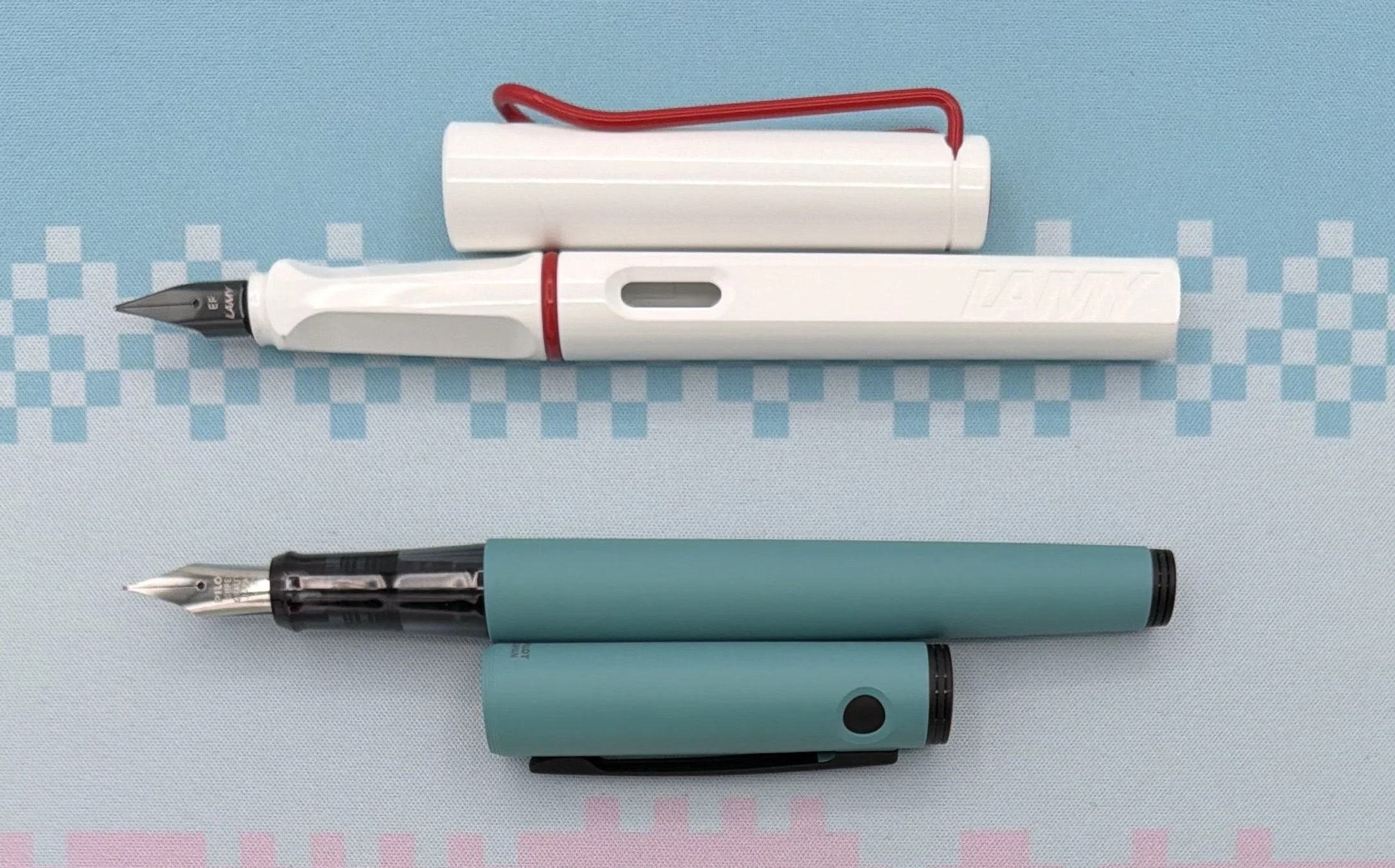 Pilot Explorer vs LAMY Safari Uncapped