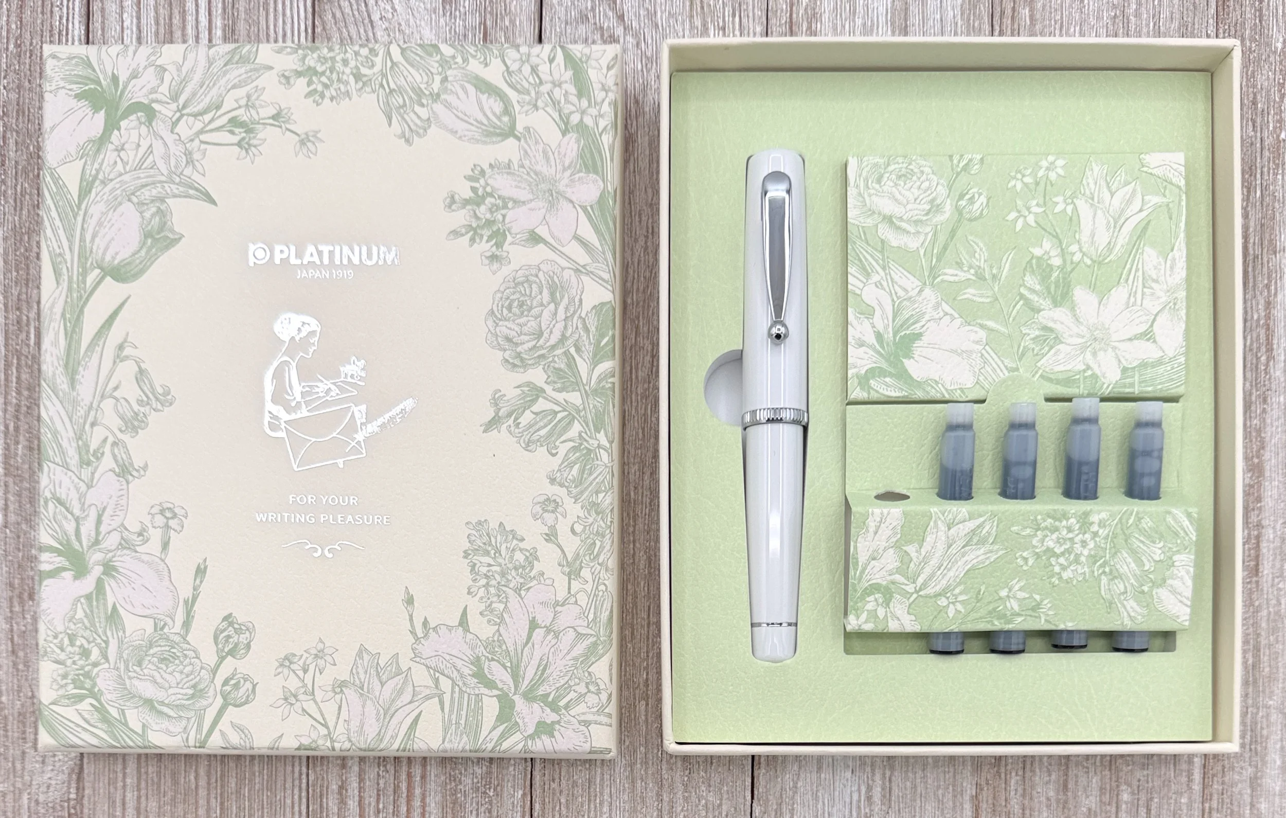 Platinum Komodo Fountain Pen