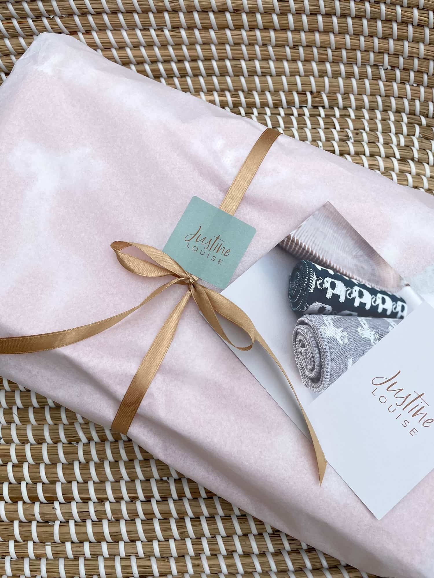 personalised baby gifts
