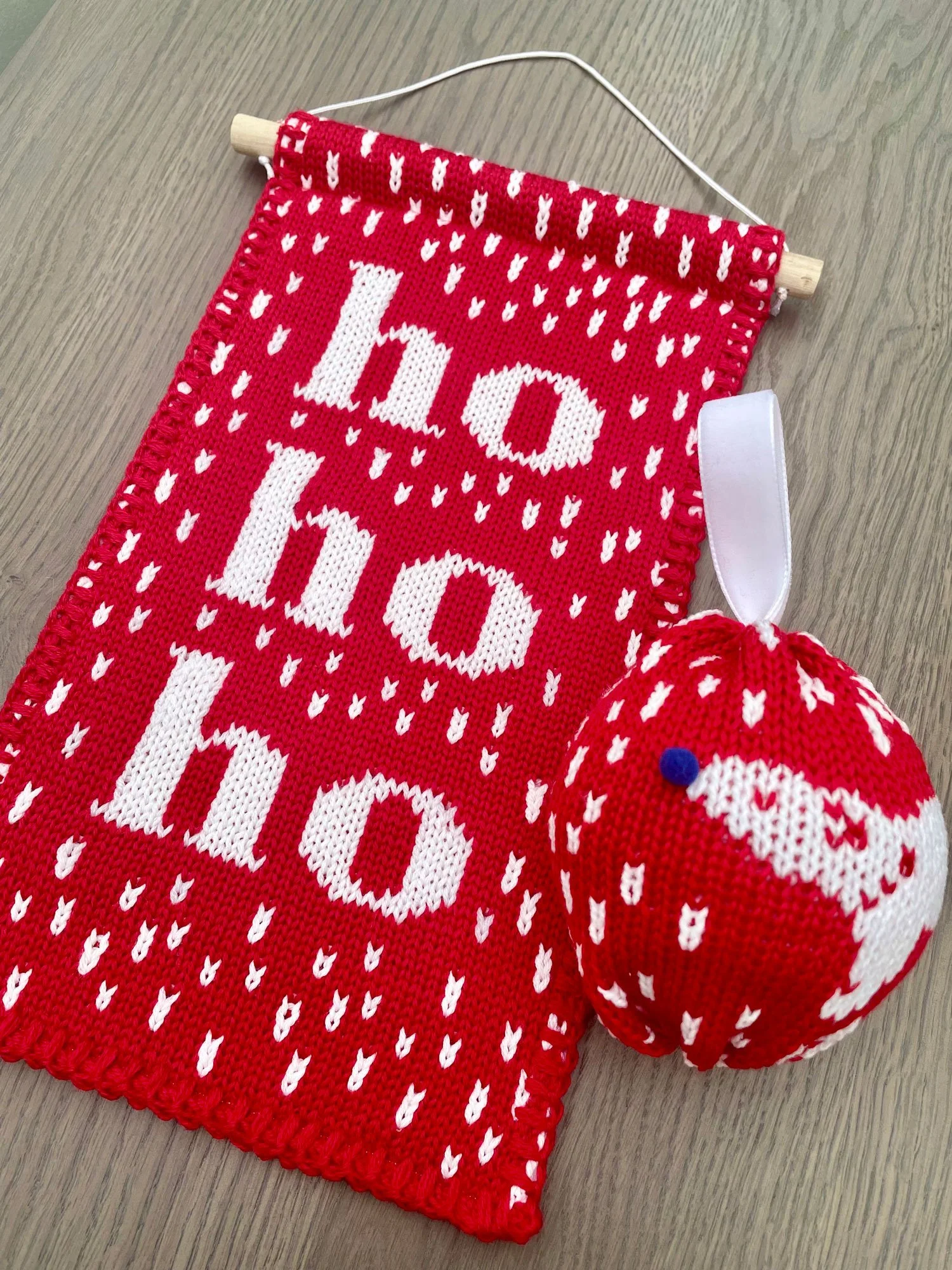 'Ho Ho Ho' Christmas Wall Hanging