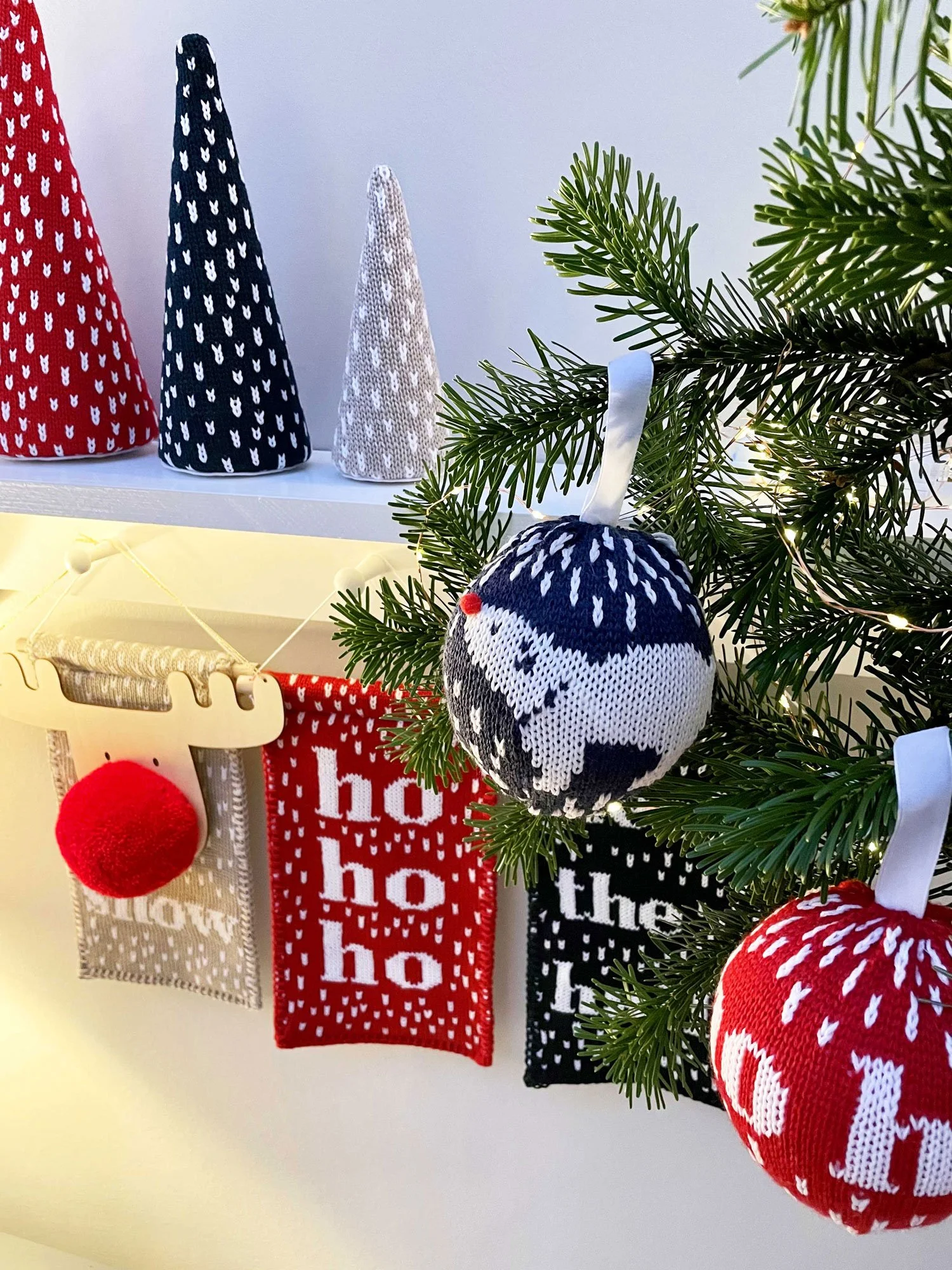 knitted christmas decor