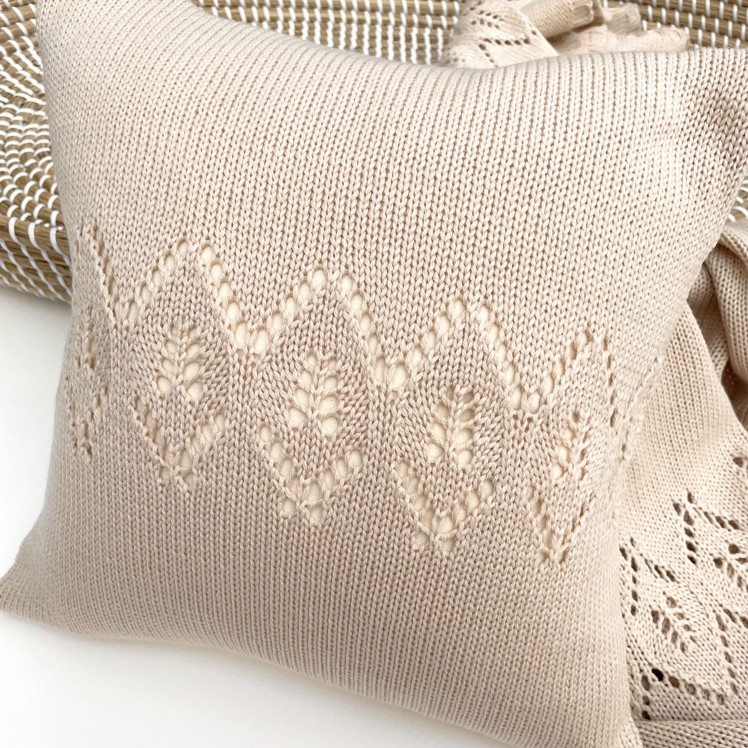 lace cushion