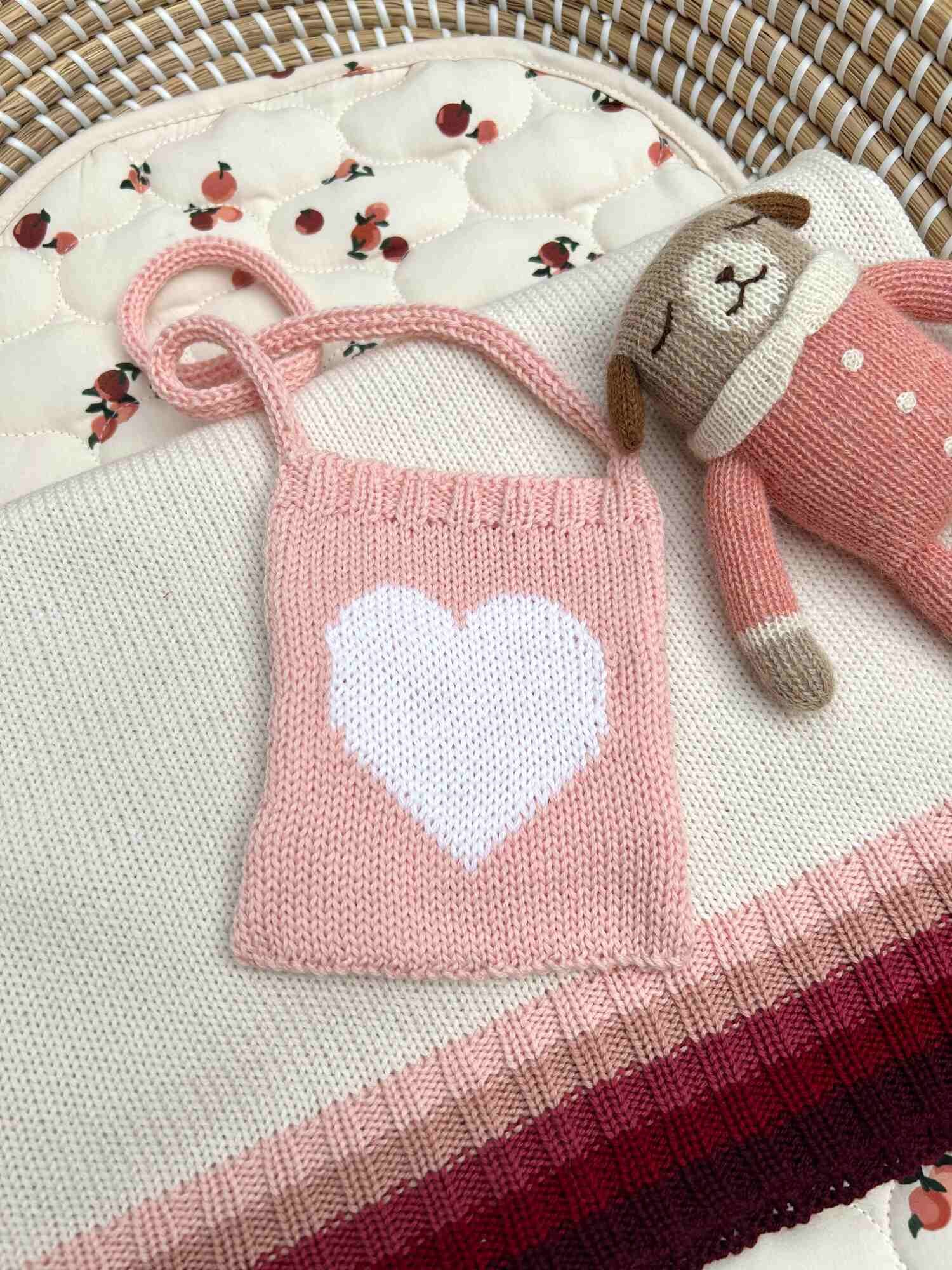 knitted heart bag